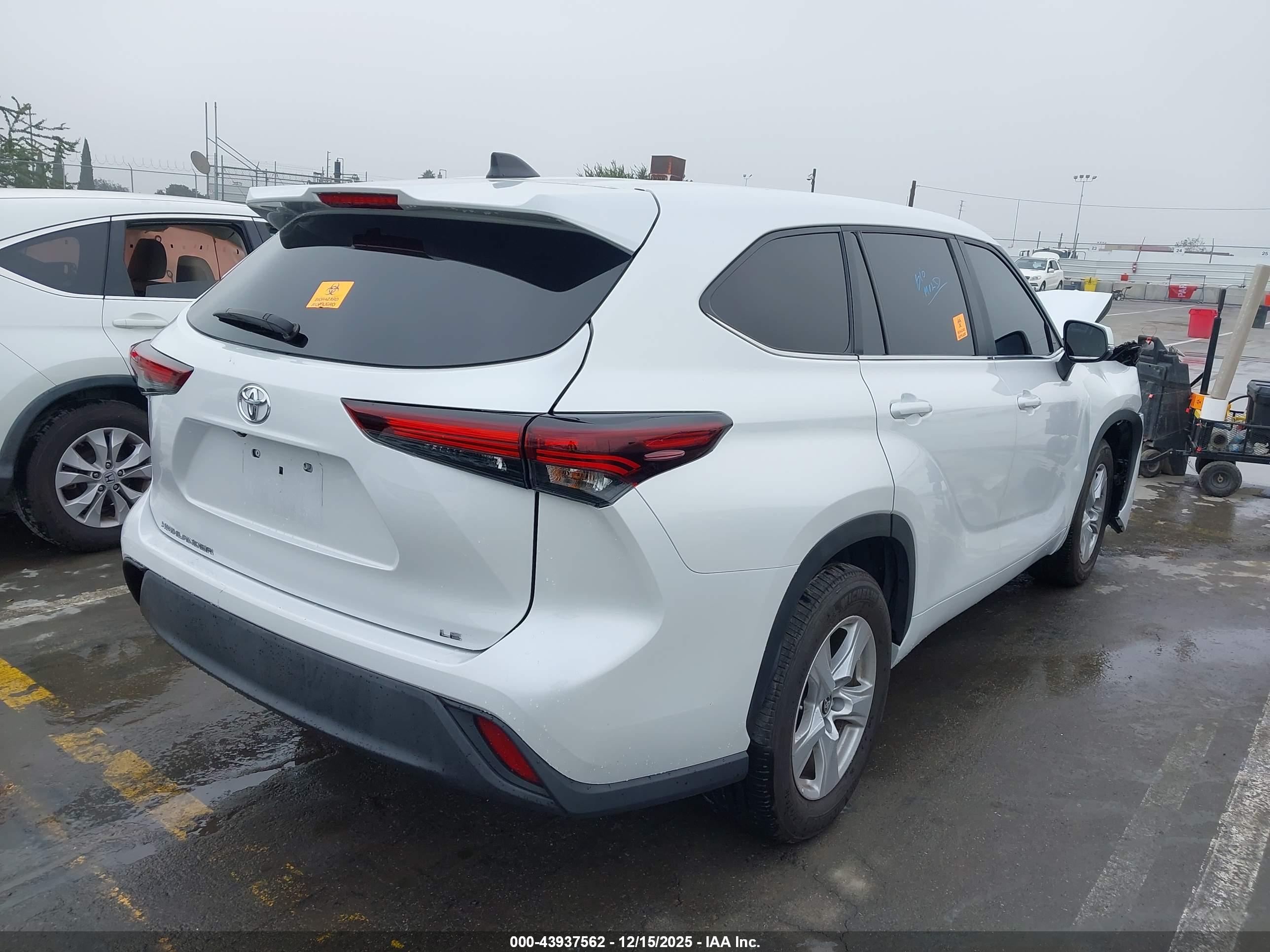 TOYOTA HIGHLANDER image 4