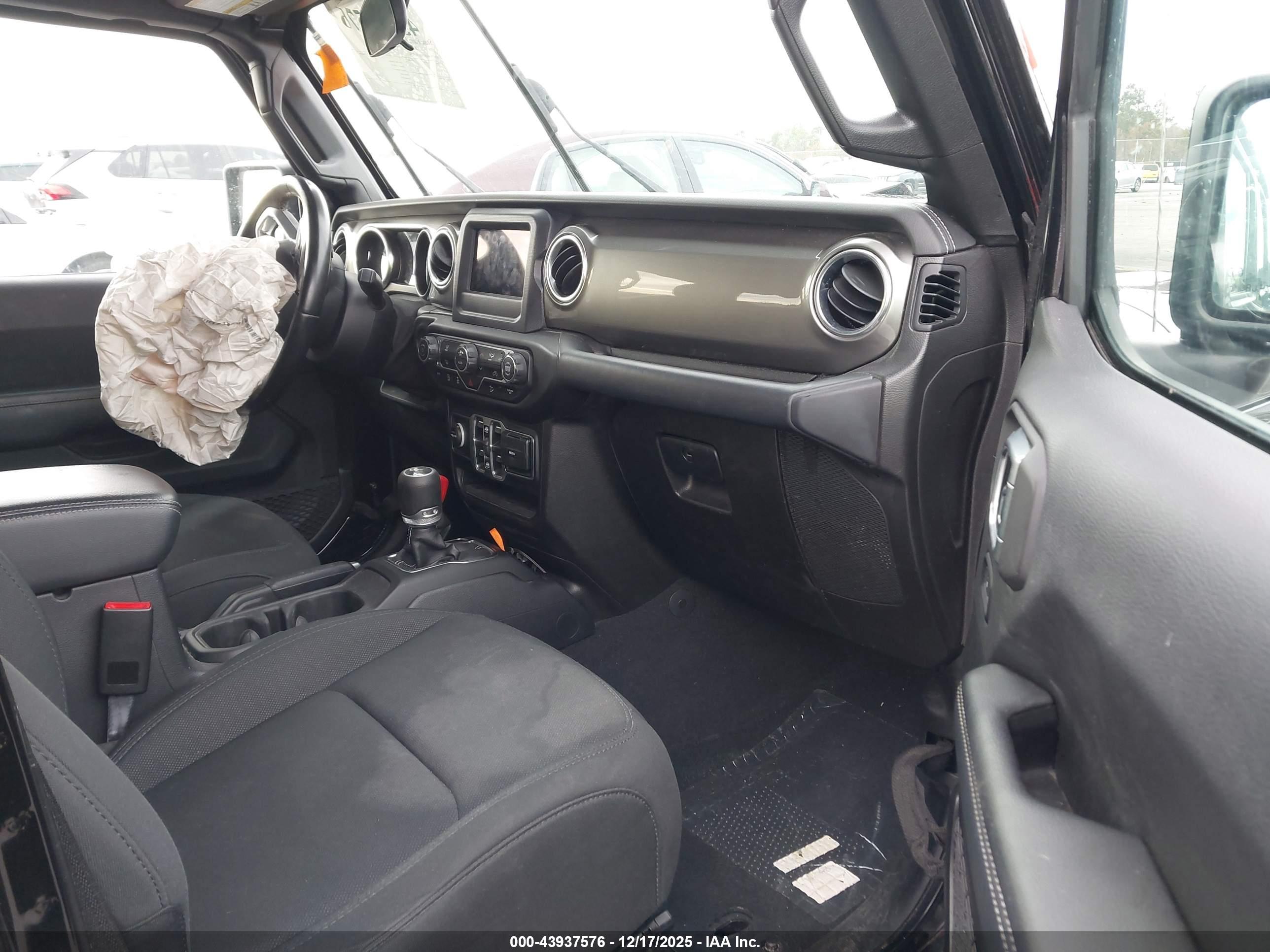 JEEP WRANGLER image 5