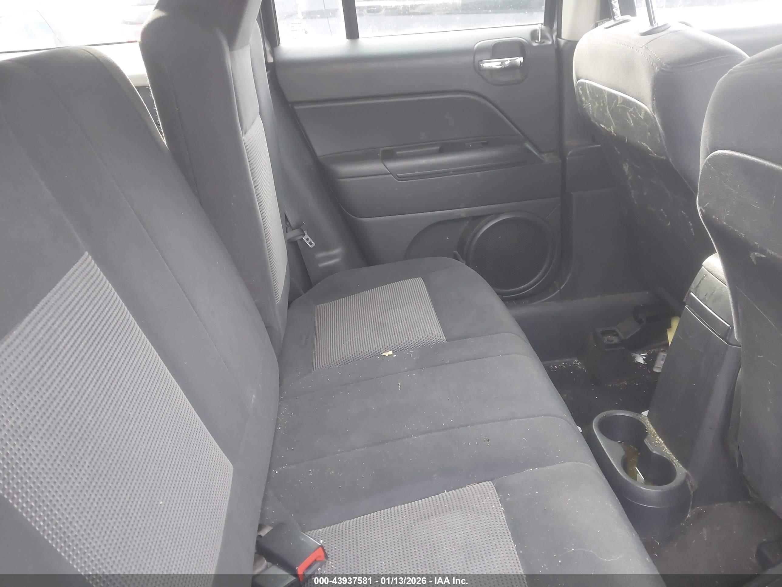 JEEP PATRIOT image 8