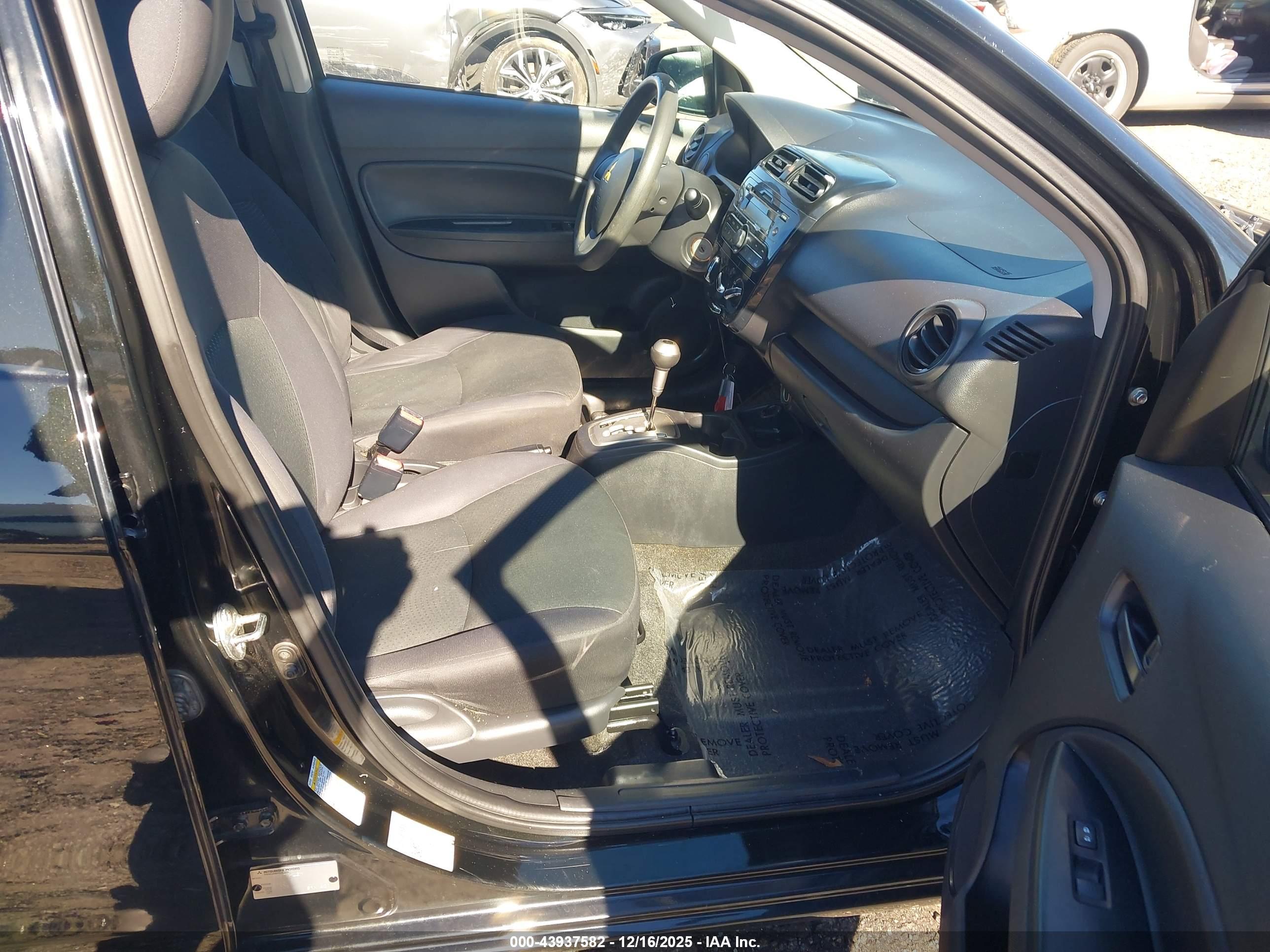 MITSUBISHI MIRAGE image 5