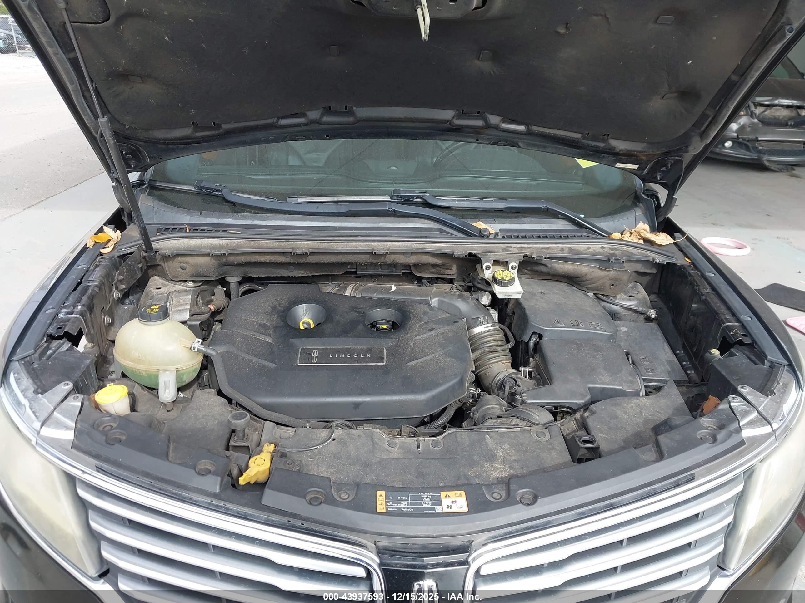 LINCOLN MKC image 10