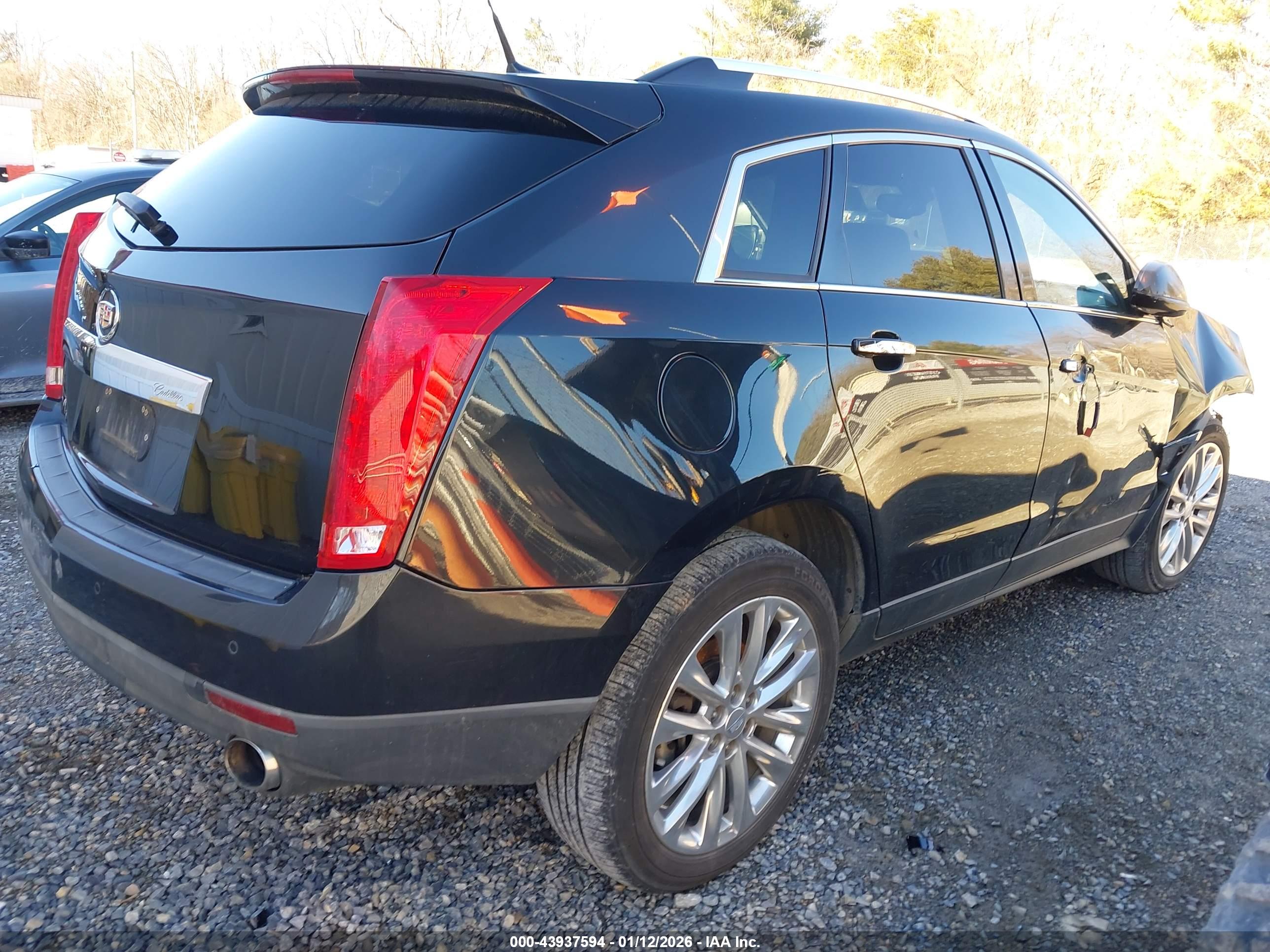 CADILLAC SRX image 4