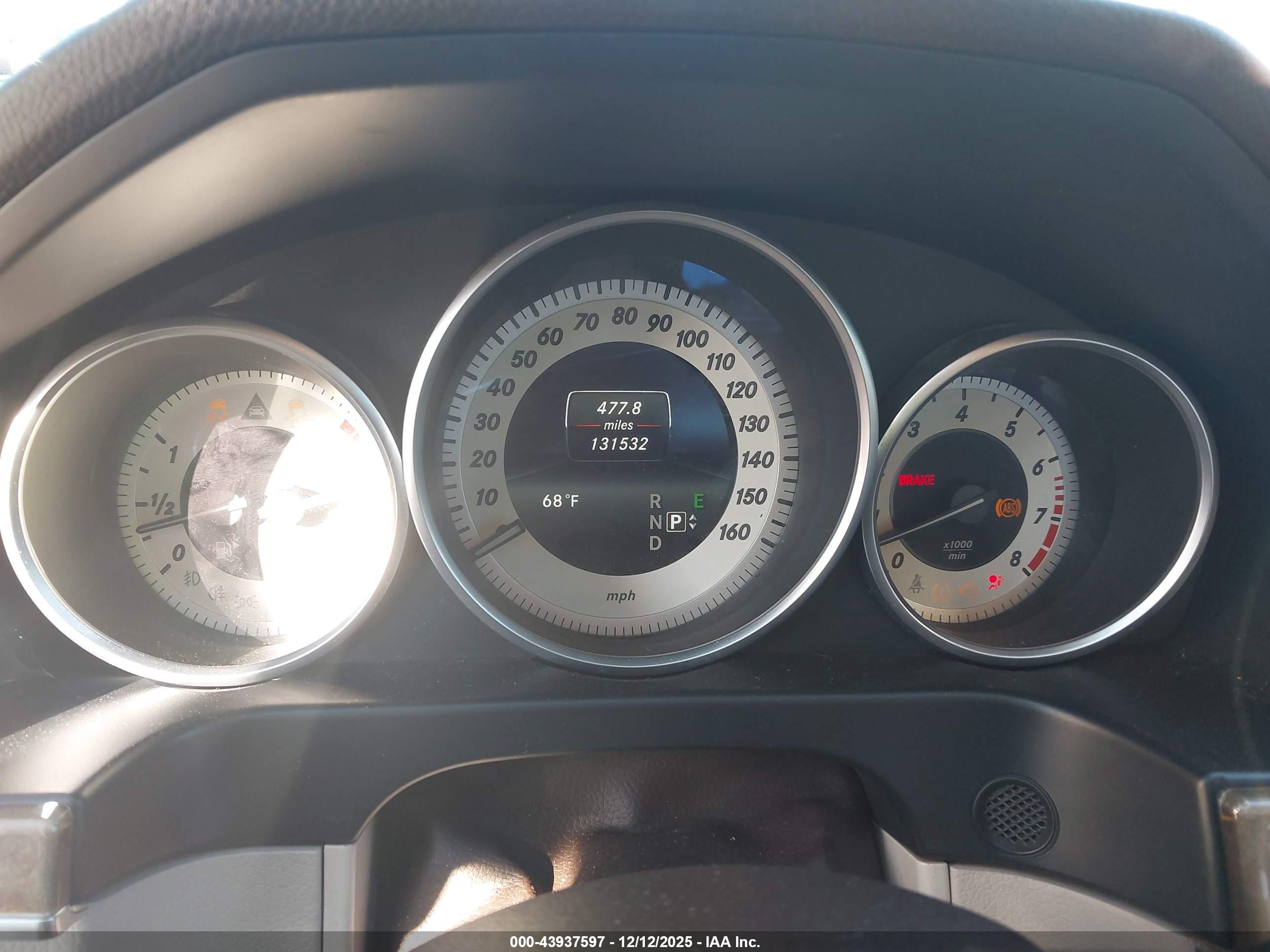 MERCEDES-BENZ E image 7