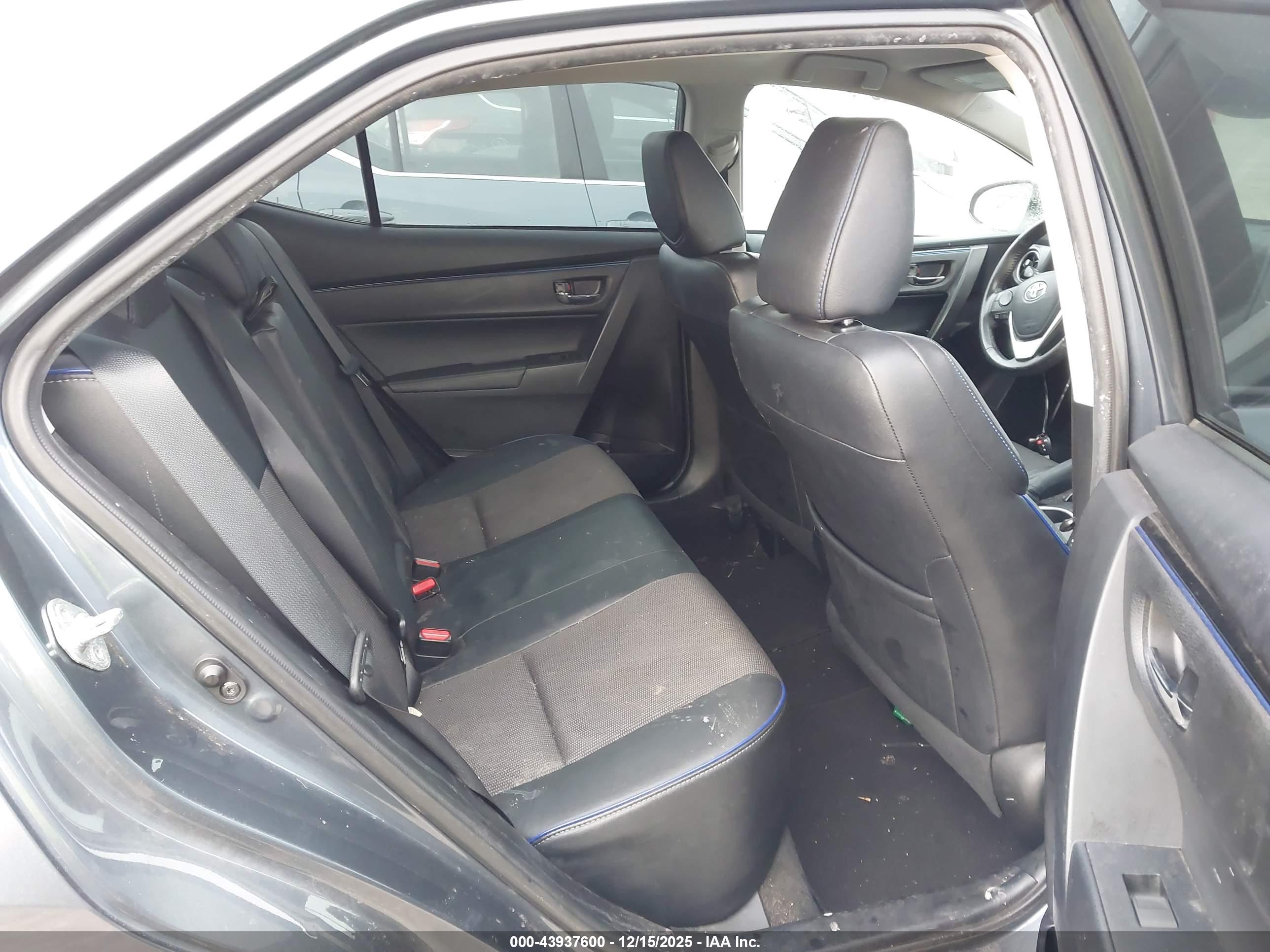 TOYOTA COROLLA image 8