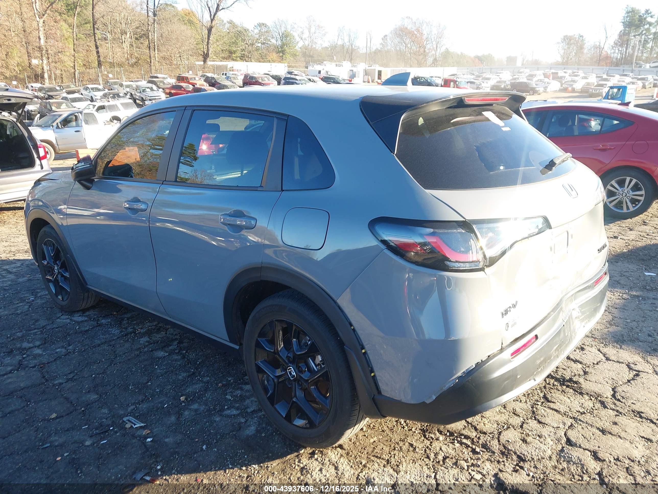 HONDA HR-V image 3
