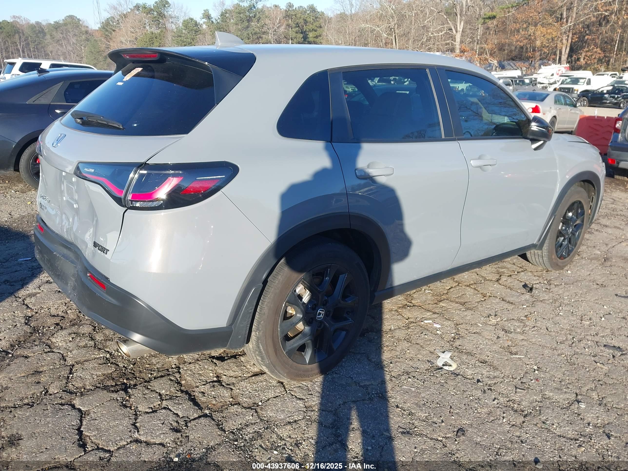 HONDA HR-V image 4