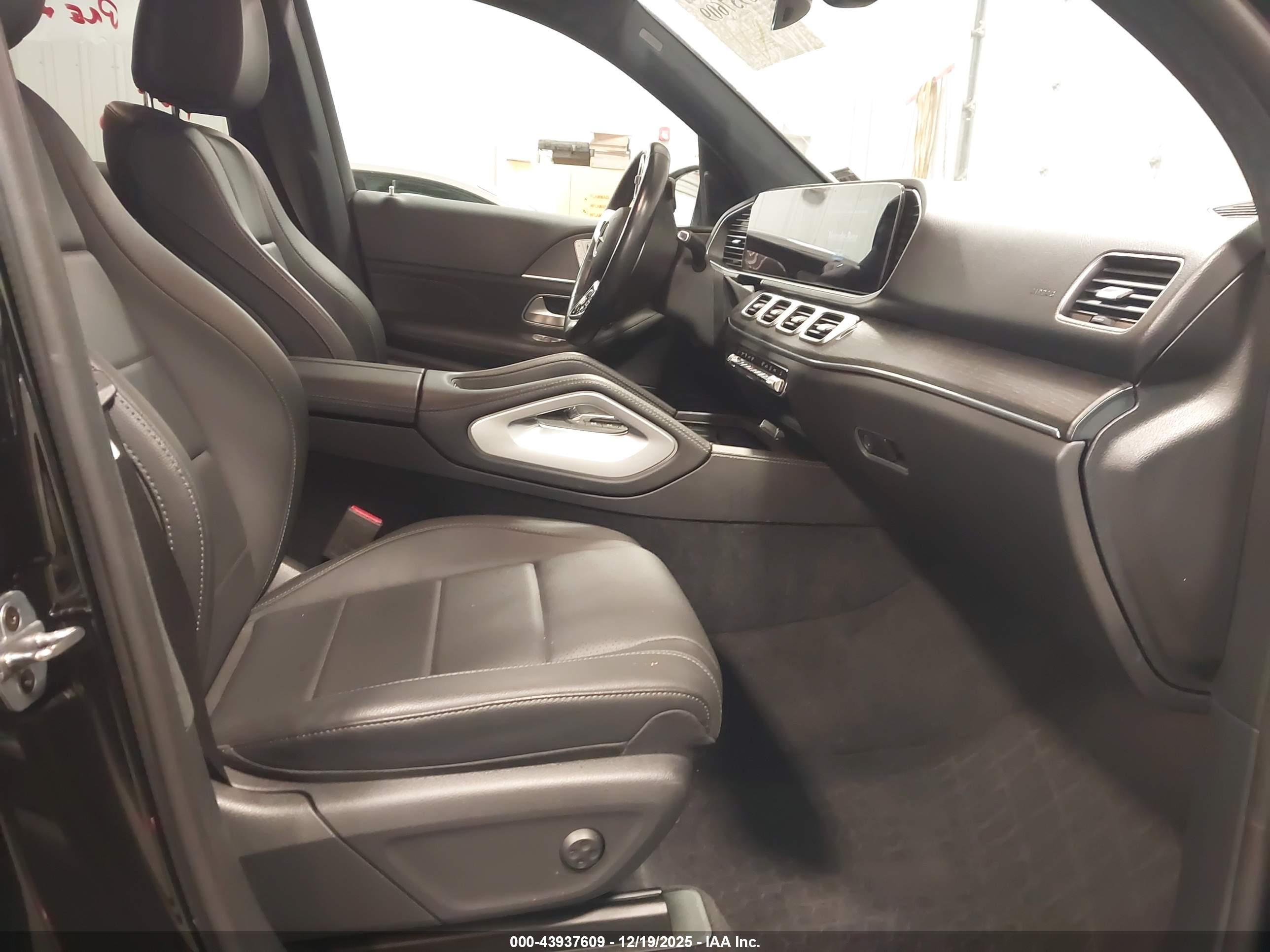 MERCEDES-BENZ GLE image 5
