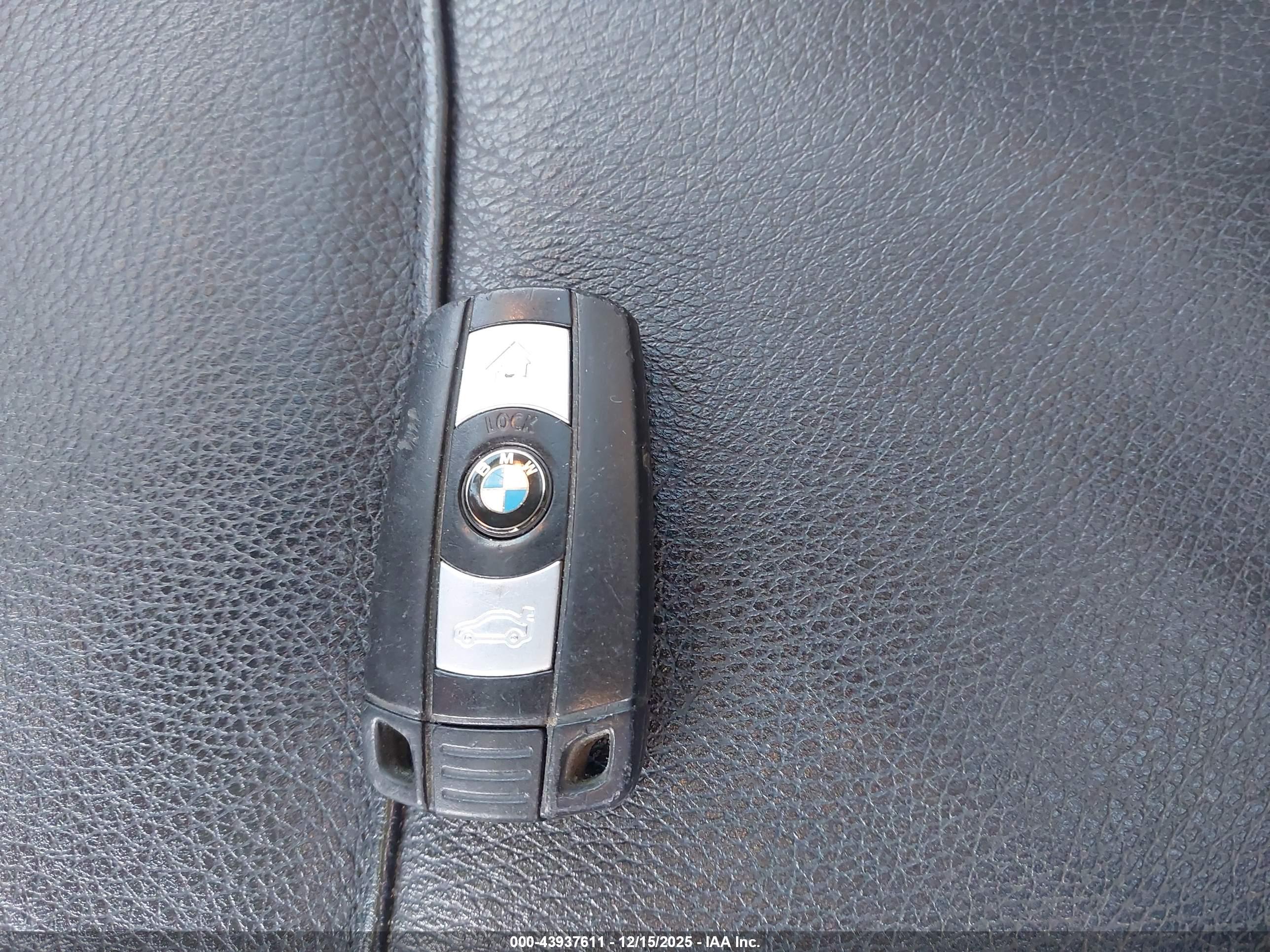 BMW 328I image 11