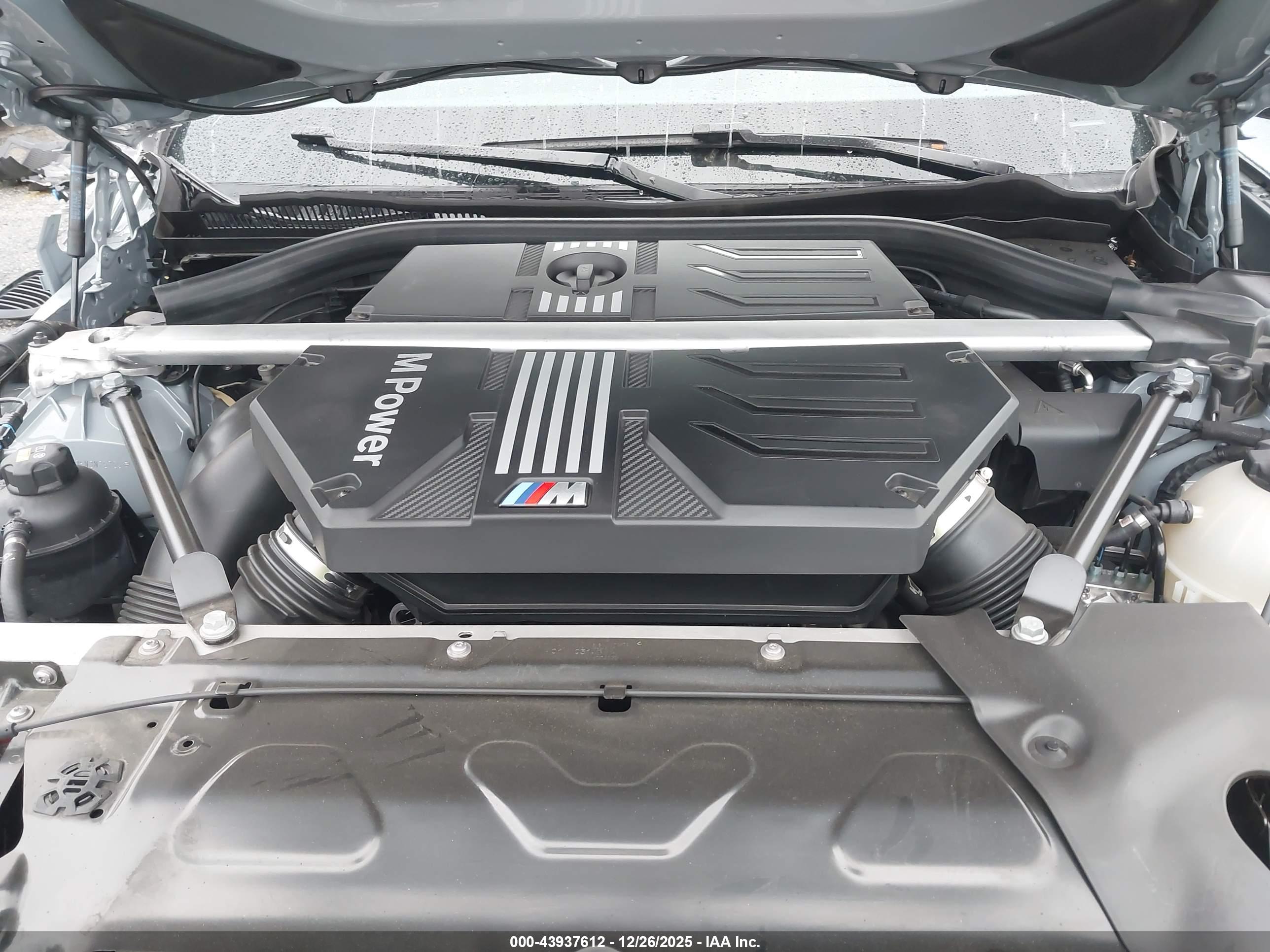 BMW X4 image 10