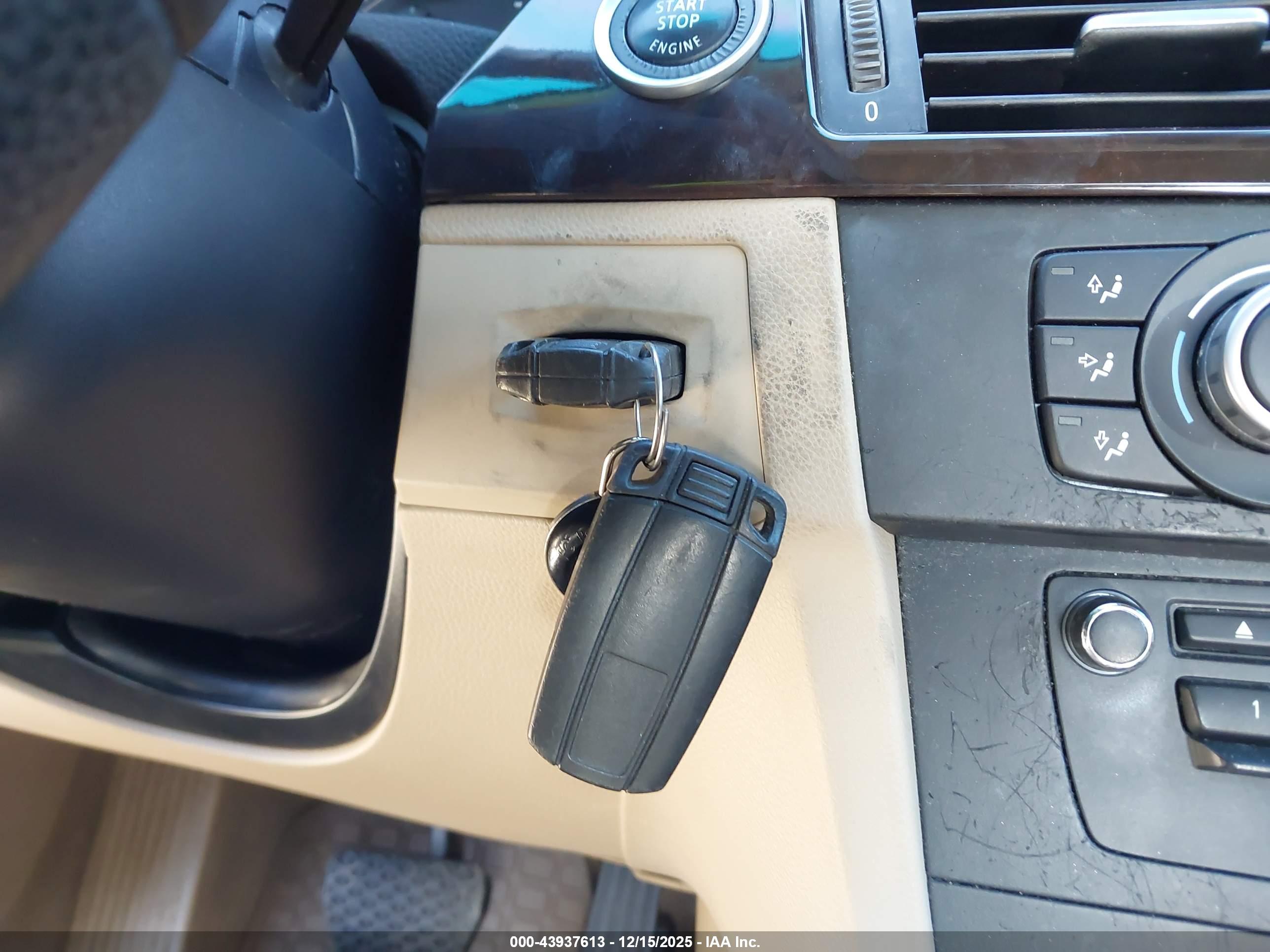 BMW 328I image 11