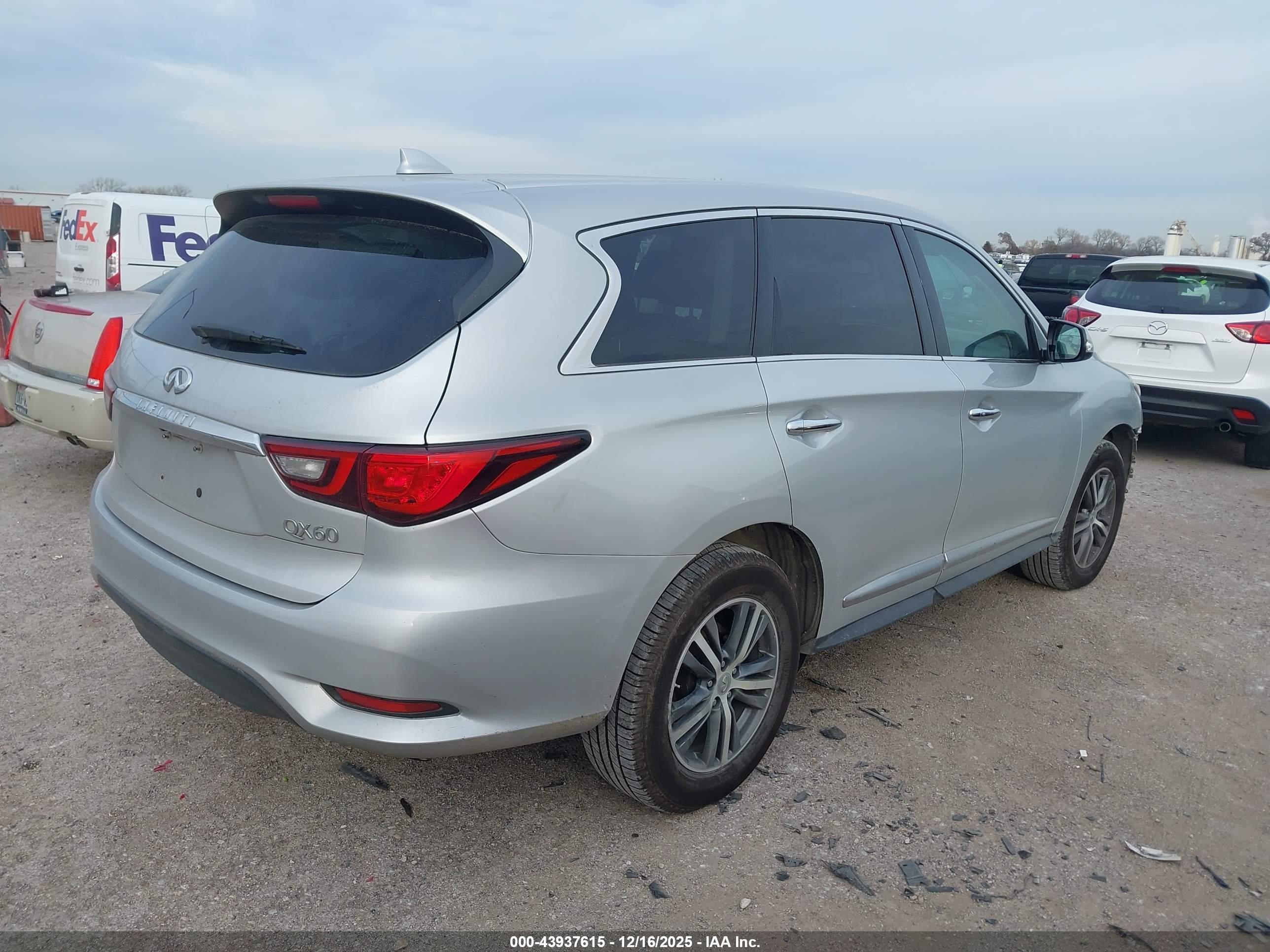 INFINITI QX60 image 4