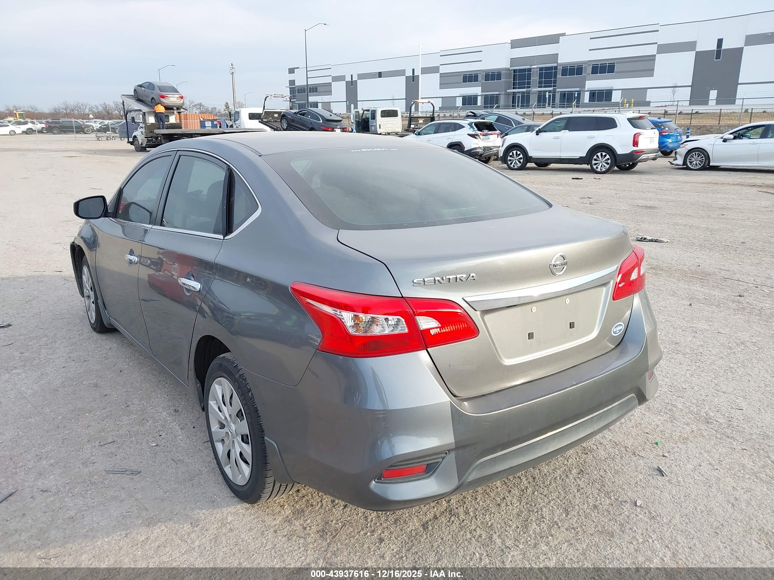 NISSAN SENTRA image 3