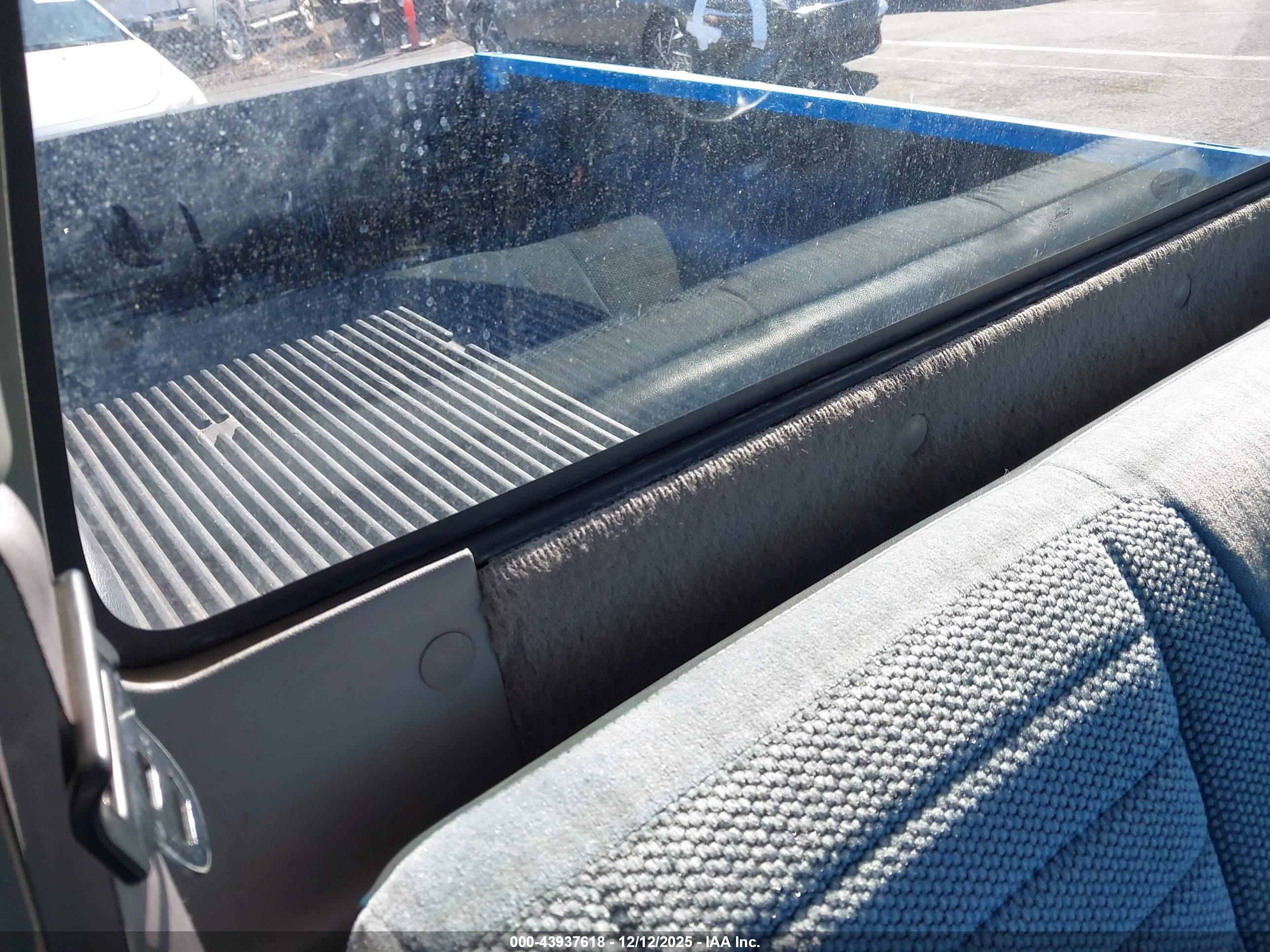 FORD RANGER image 8