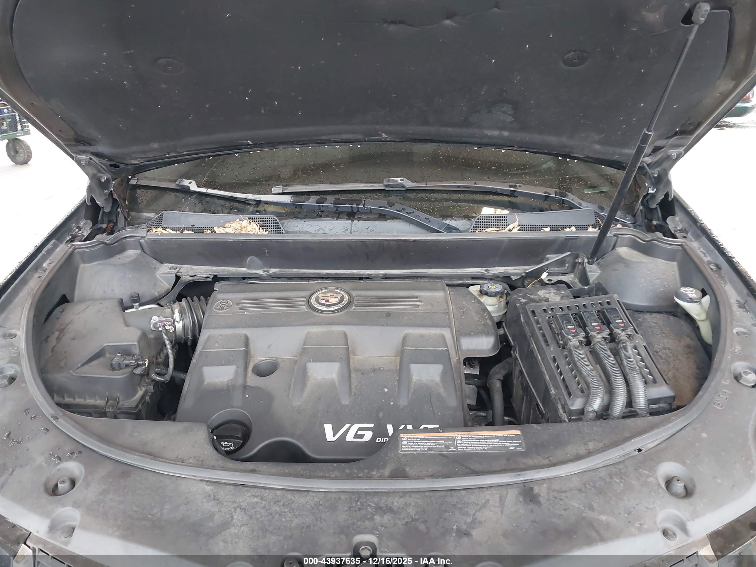CADILLAC SRX image 10