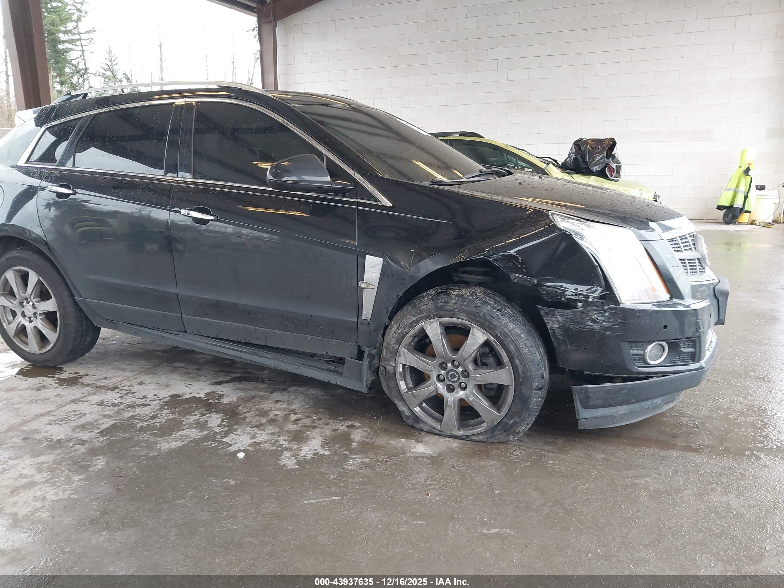 CADILLAC SRX image 6