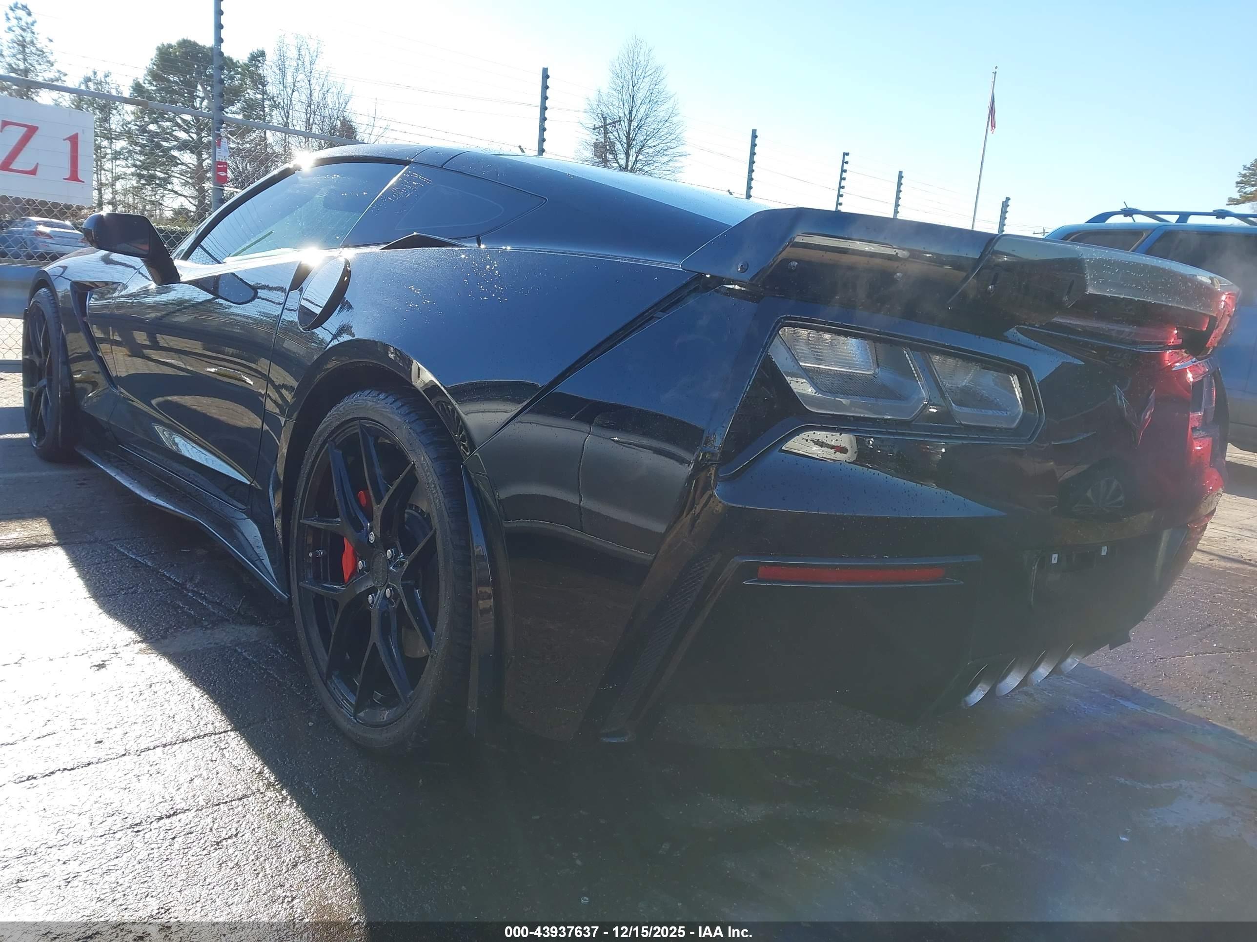 CHEVROLET CORVETTE image 3