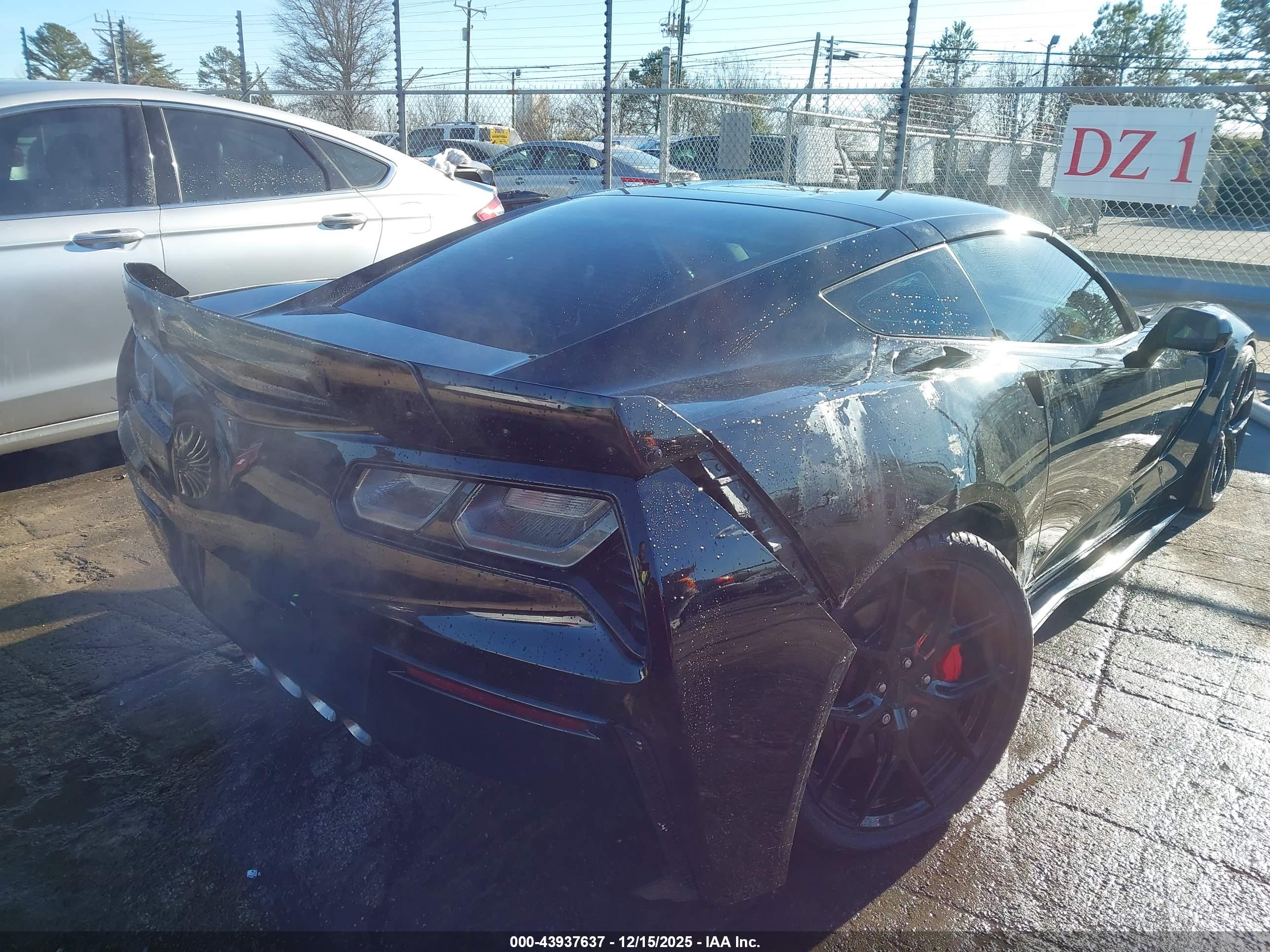 CHEVROLET CORVETTE image 4