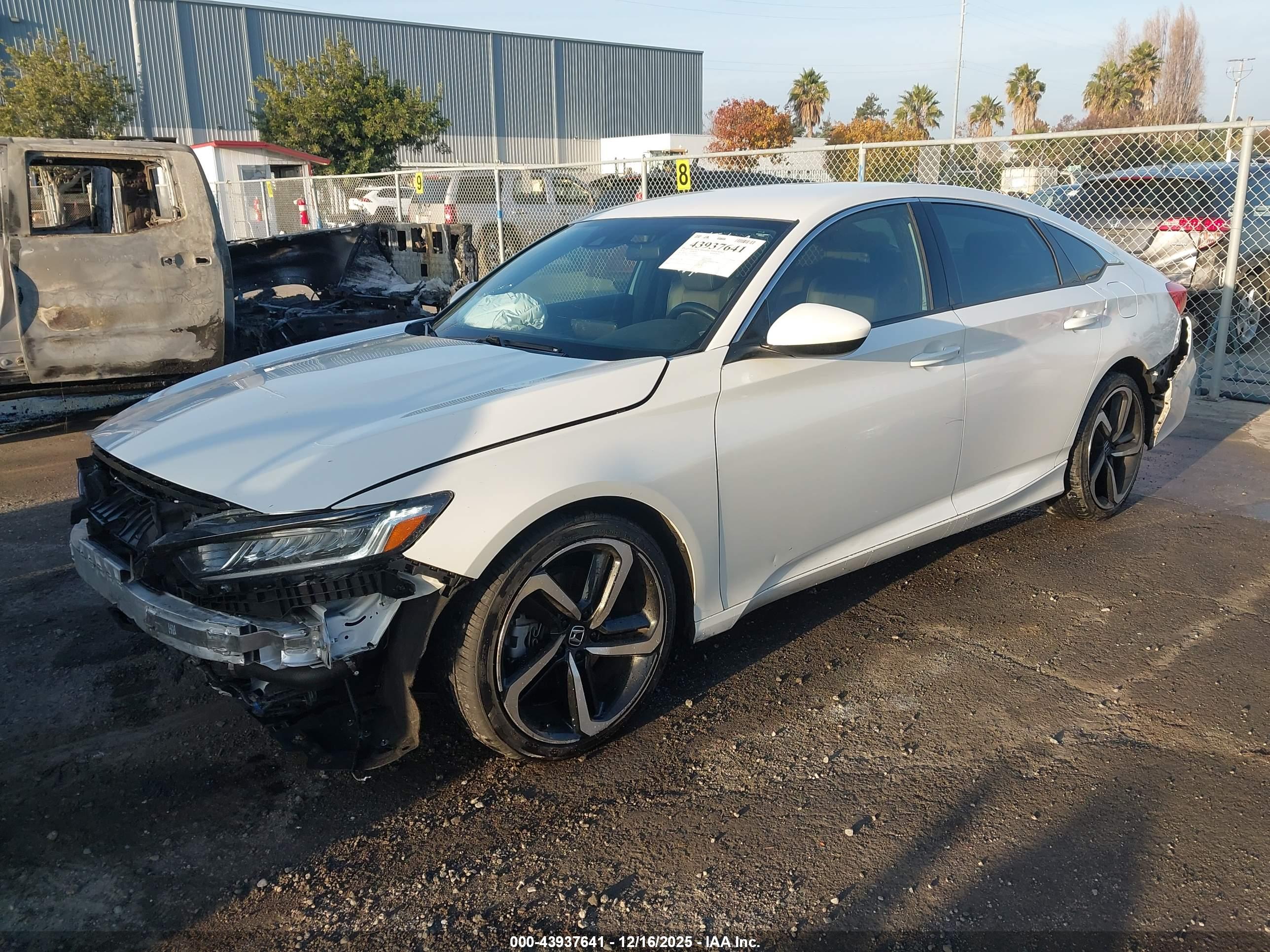 HONDA ACCORD image 2