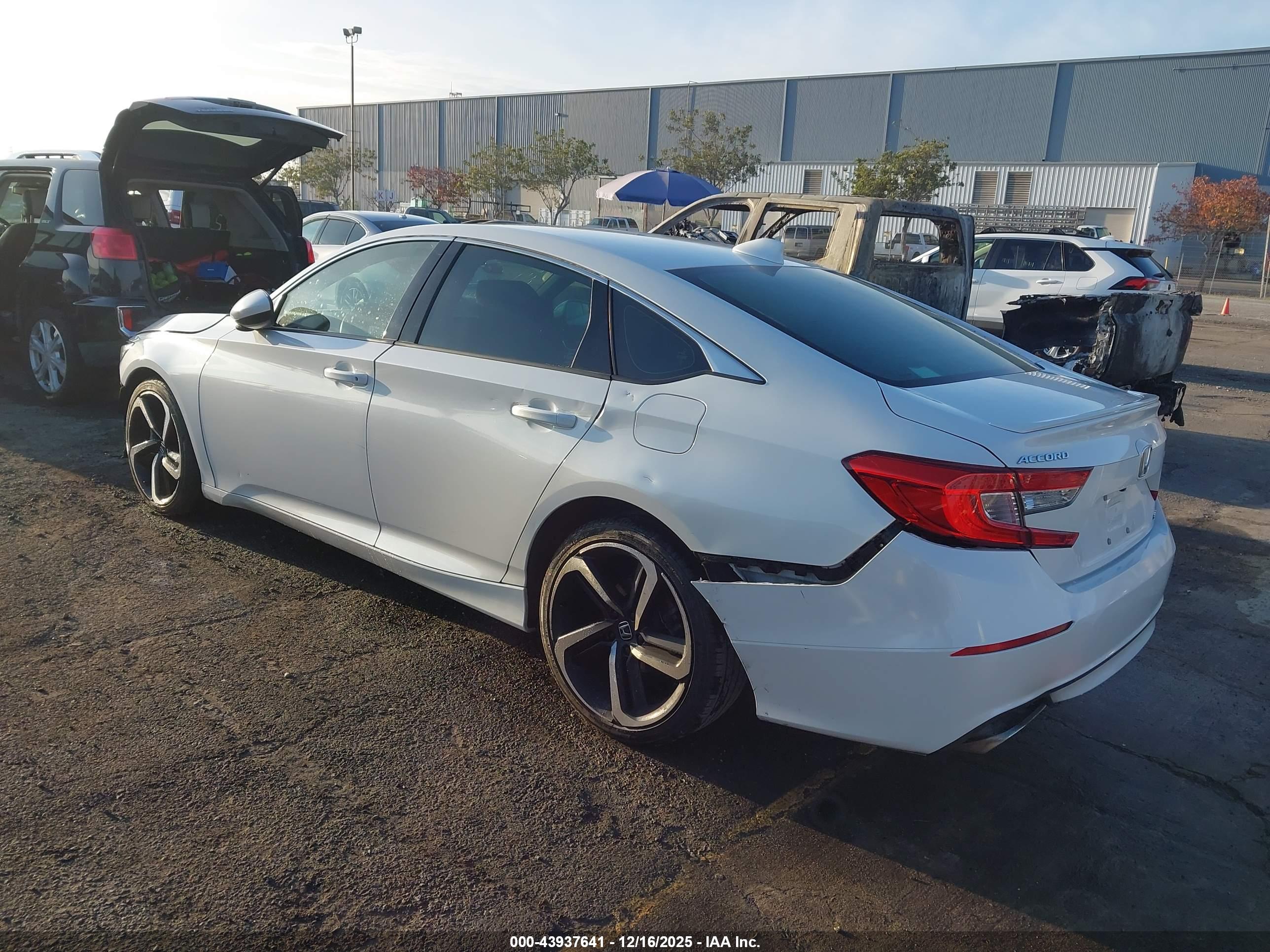 HONDA ACCORD image 3