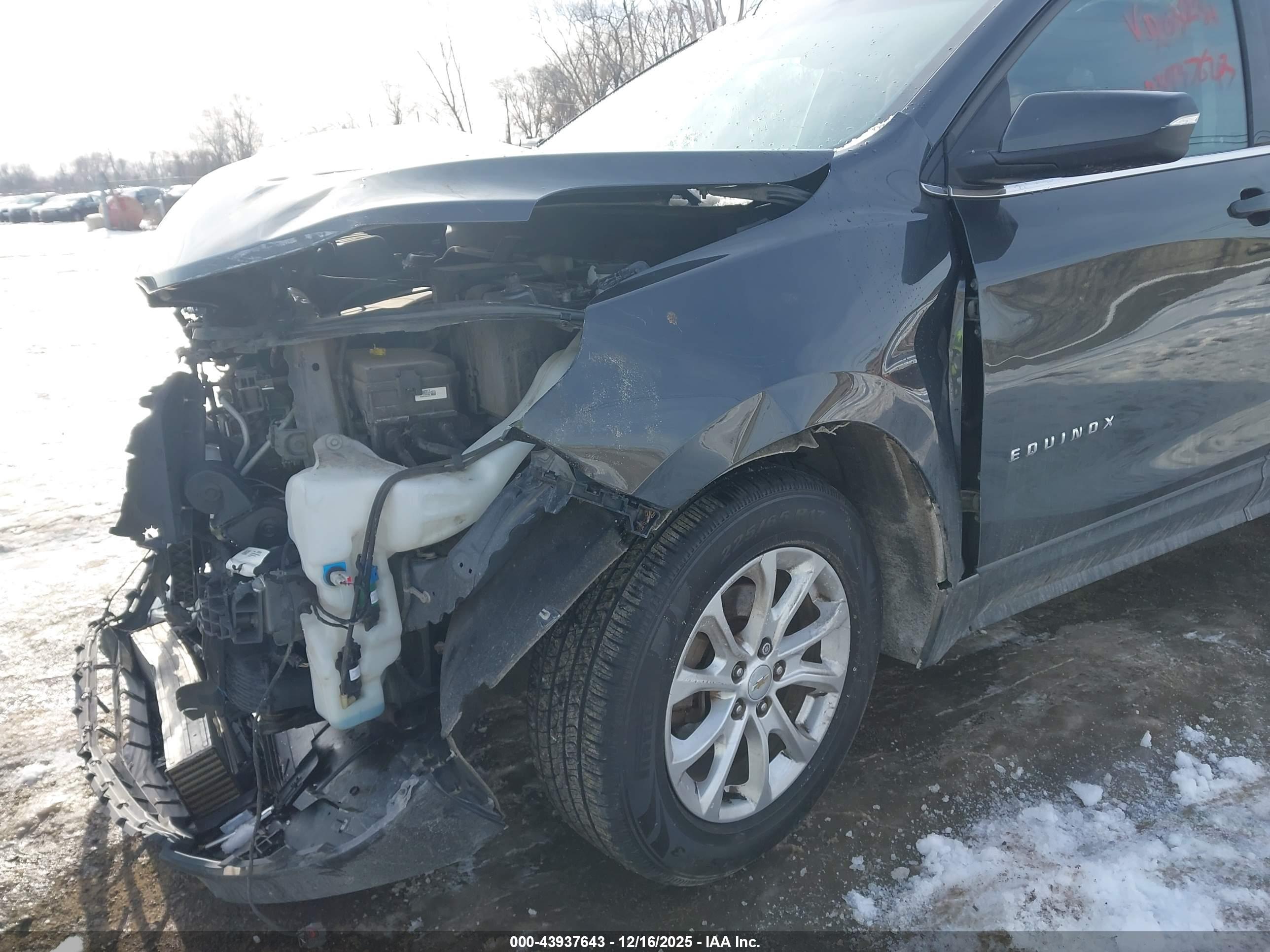 CHEVROLET EQUINOX image 6