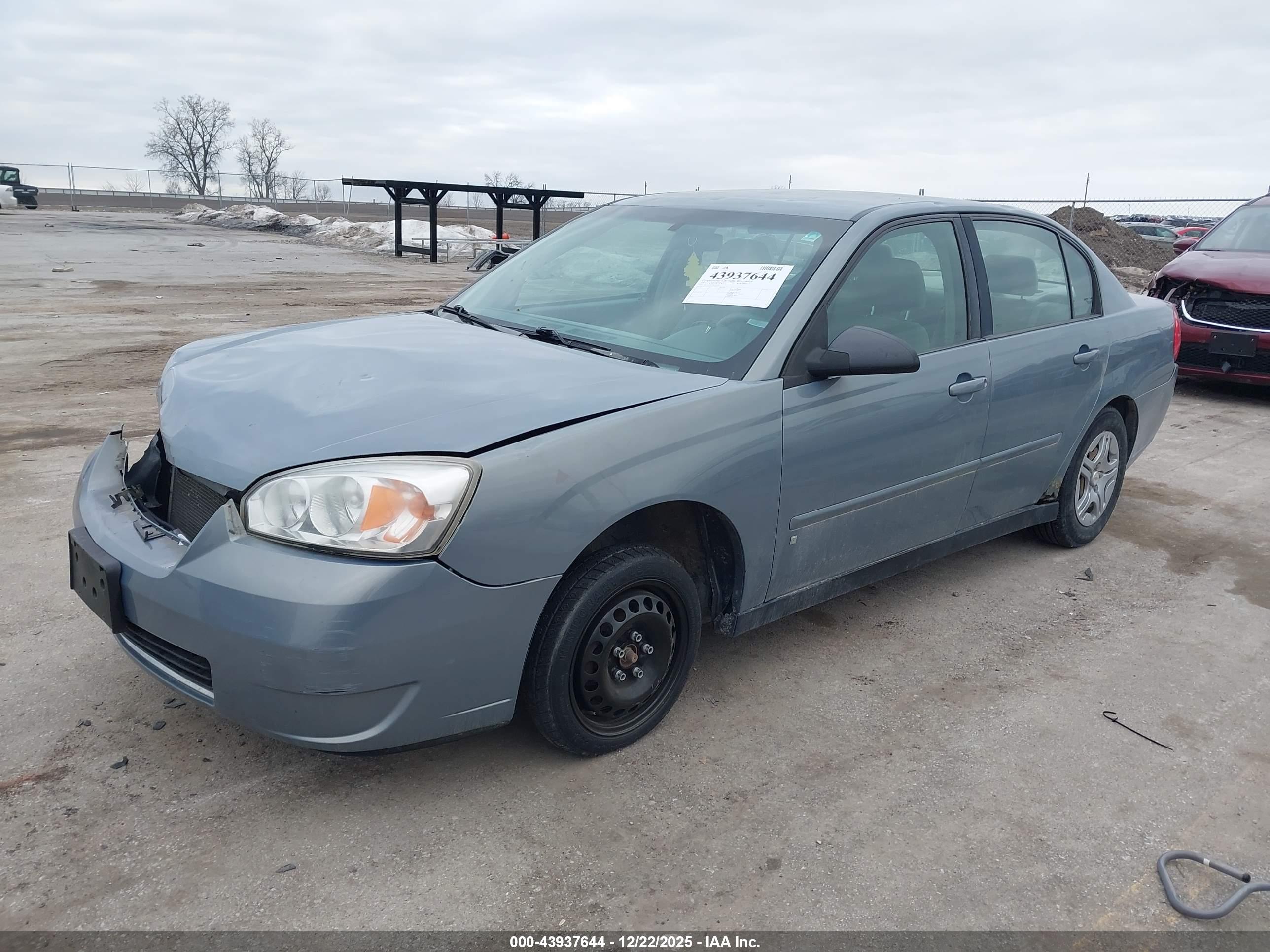 CHEVROLET MALIBU image 2