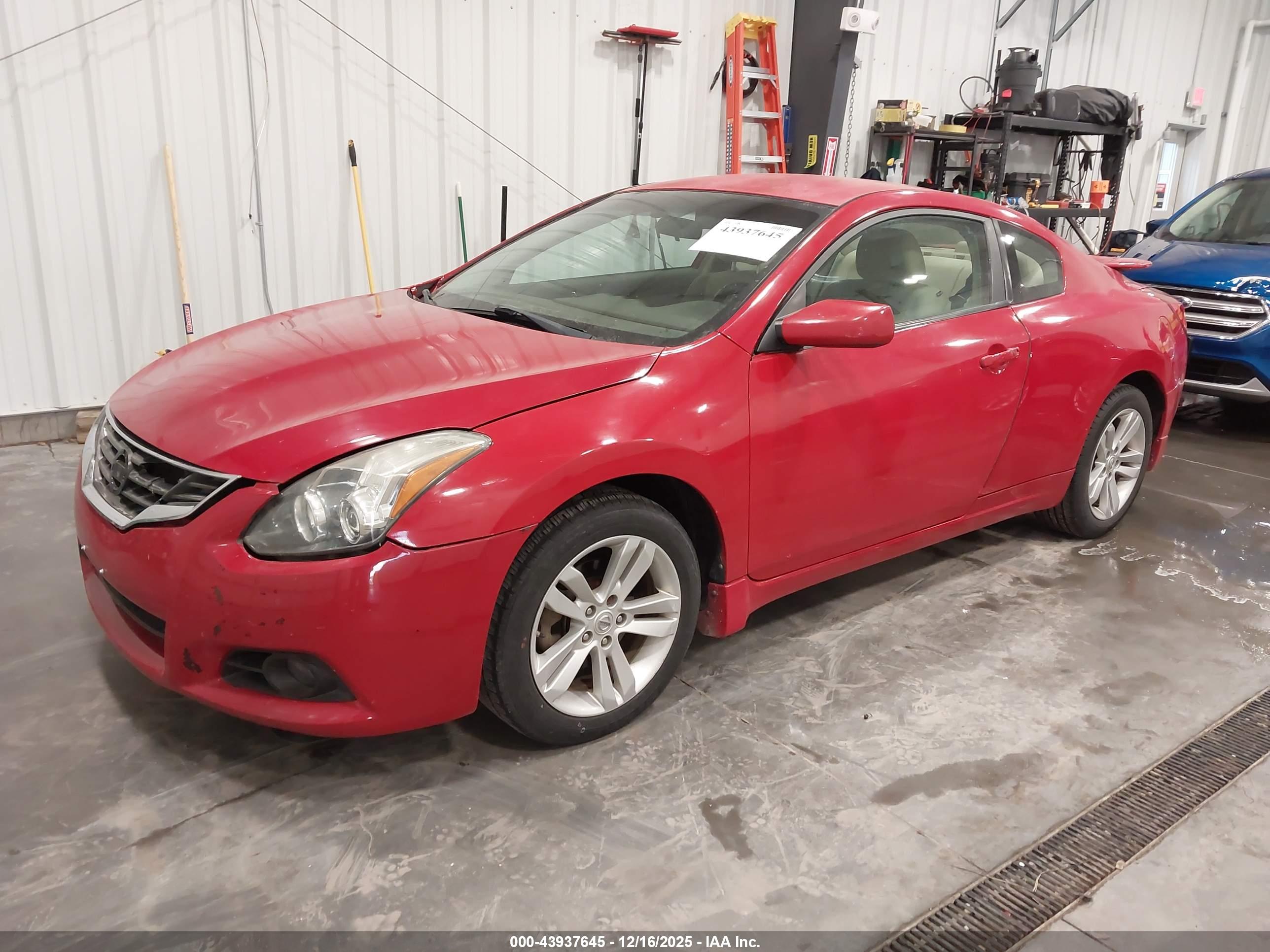 NISSAN ALTIMA image 2
