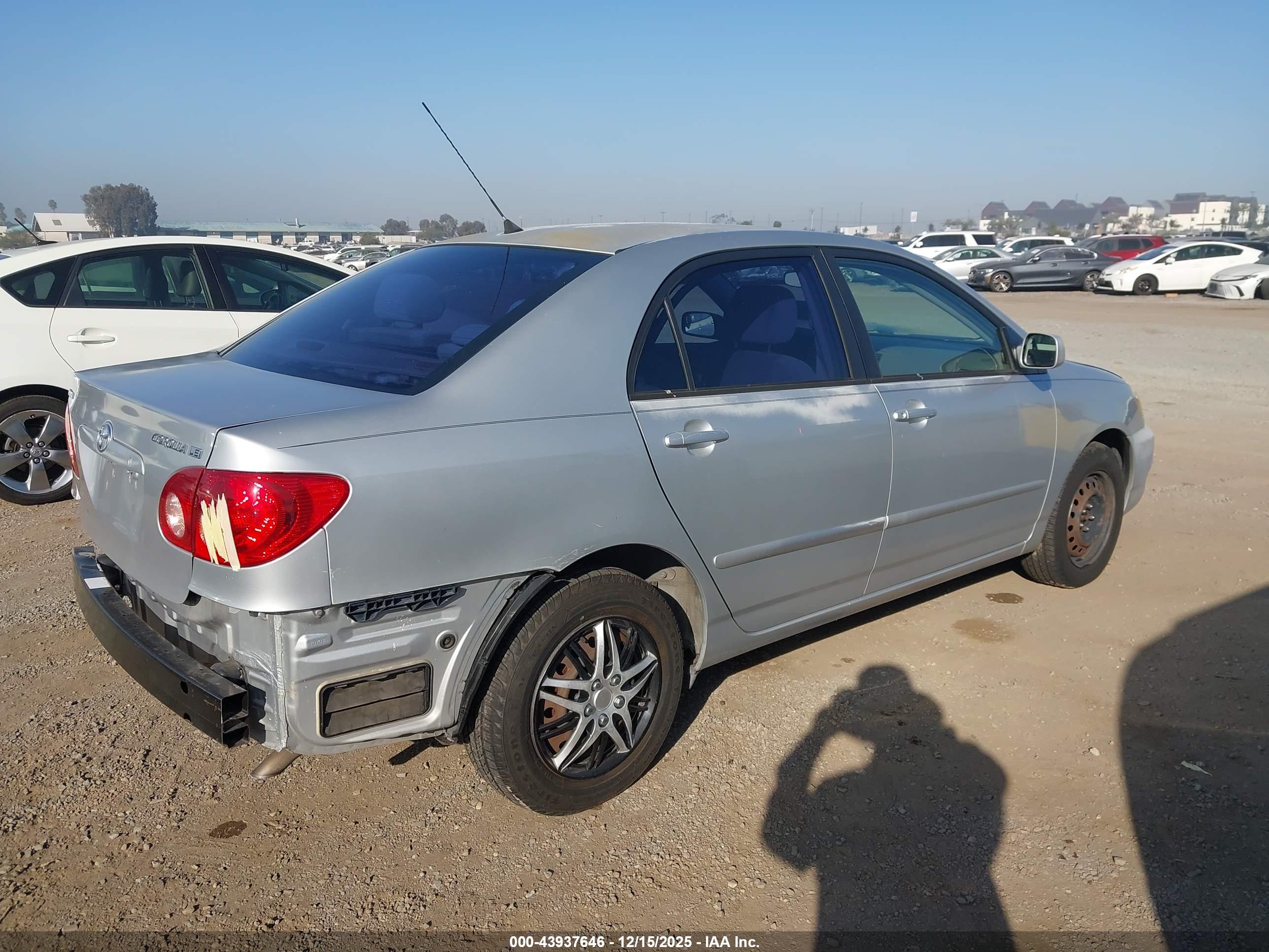 TOYOTA COROLLA image 4
