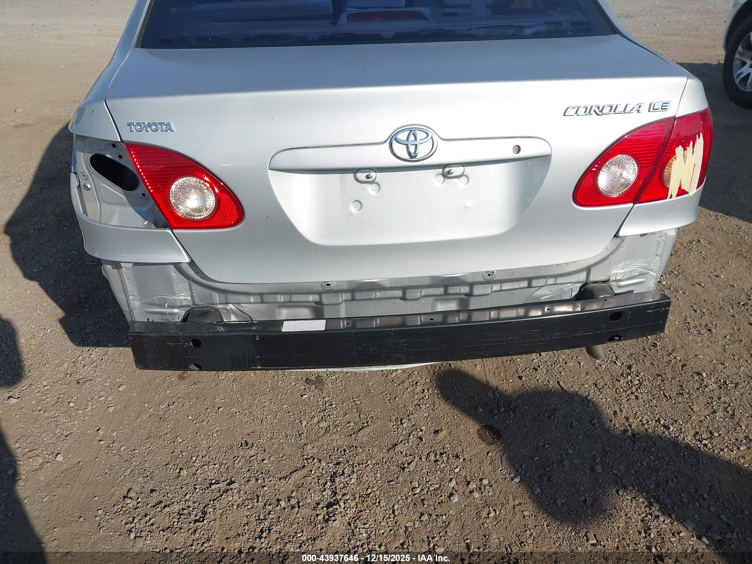 TOYOTA COROLLA image 6