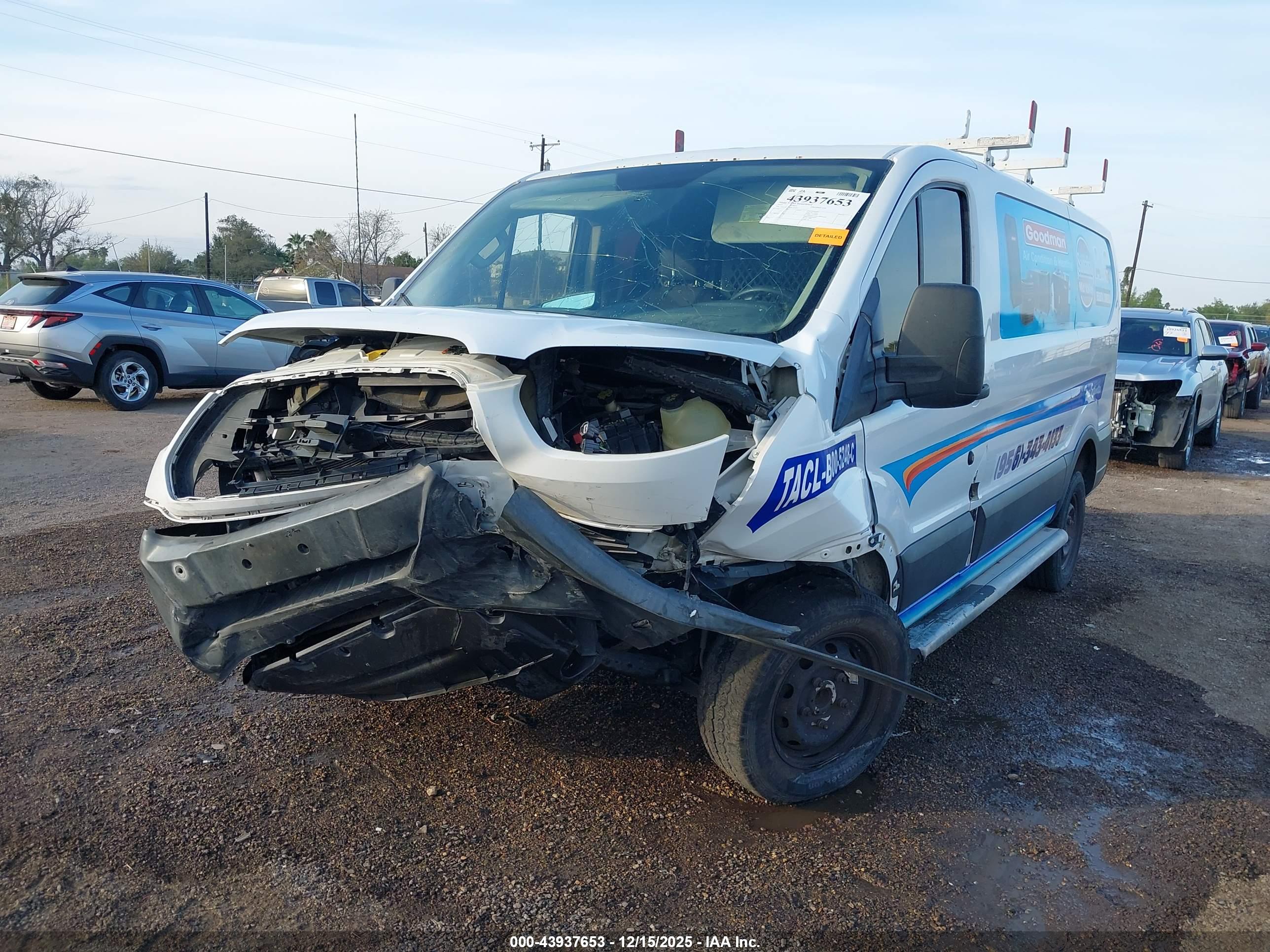 FORD TRANSIT-250 image 6