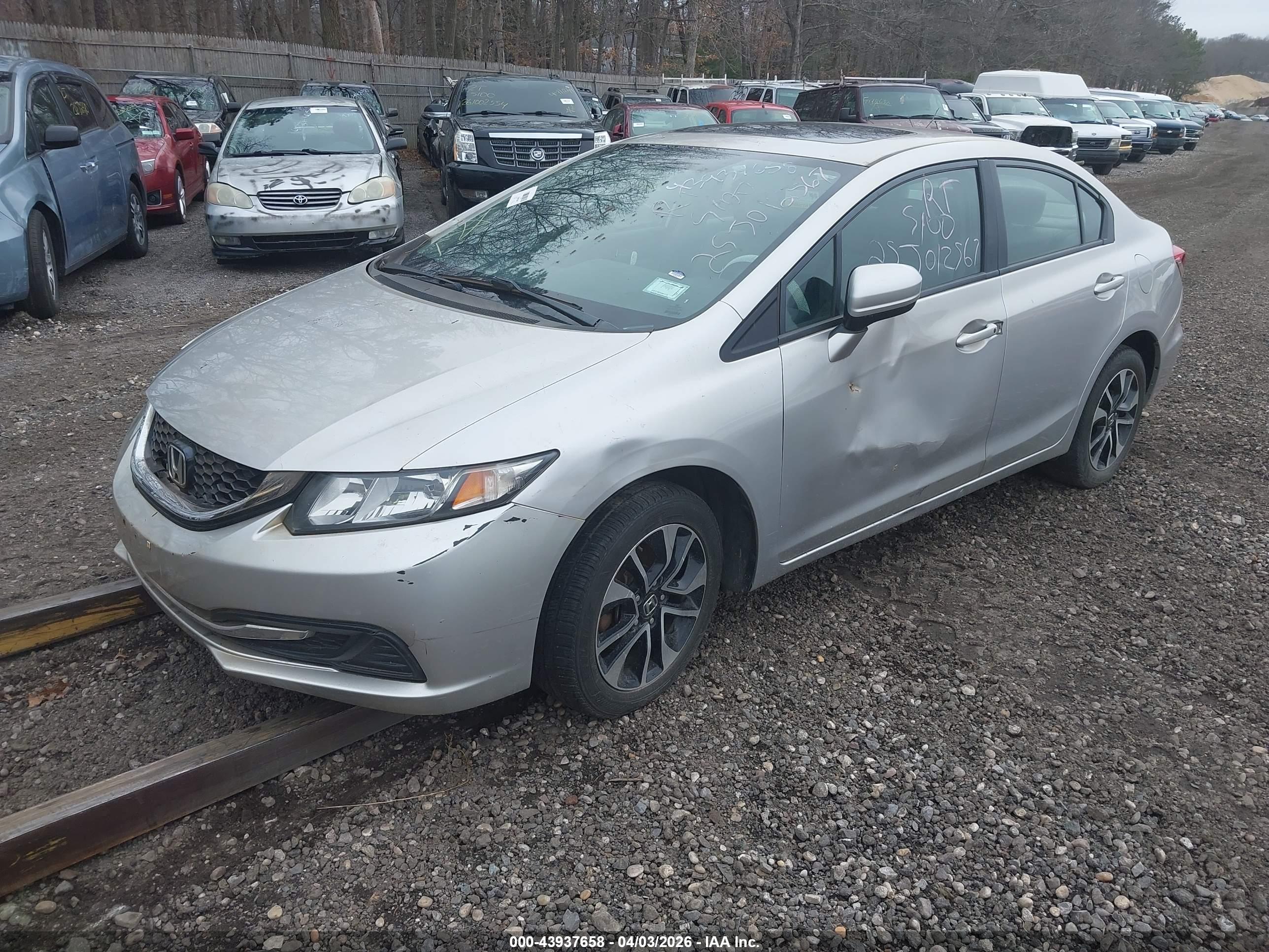 HONDA CIVIC image 2