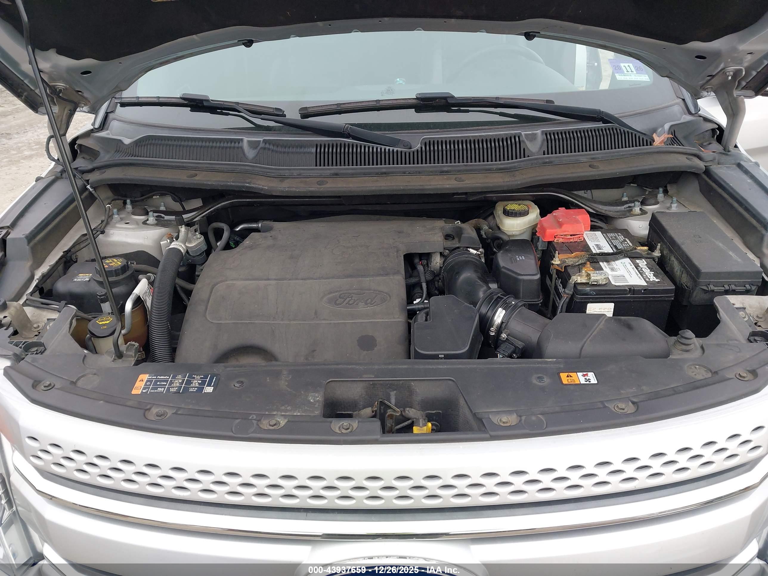 FORD EXPLORER image 10