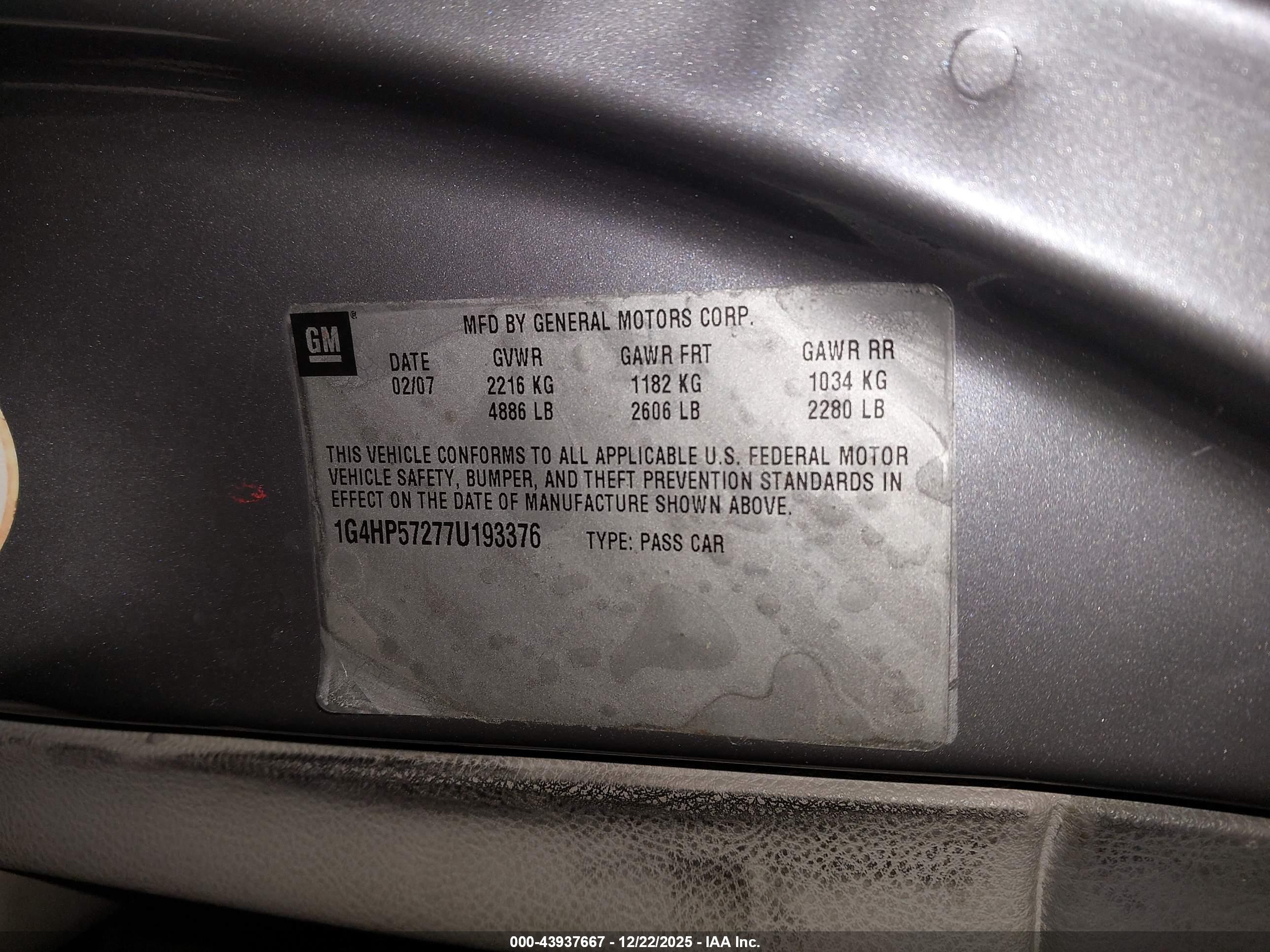 BUICK LUCERNE image 9