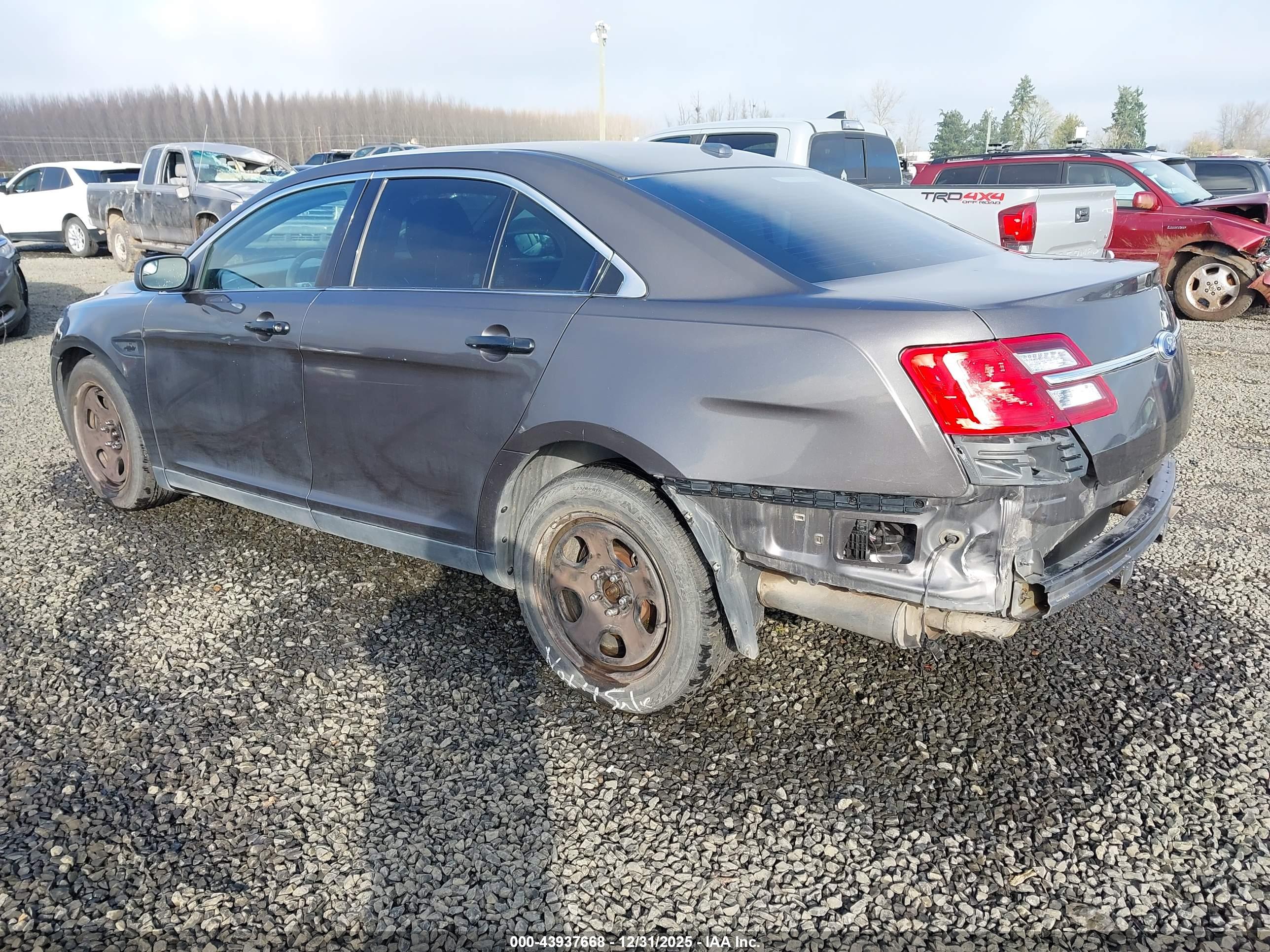 FORD POLICE image 3