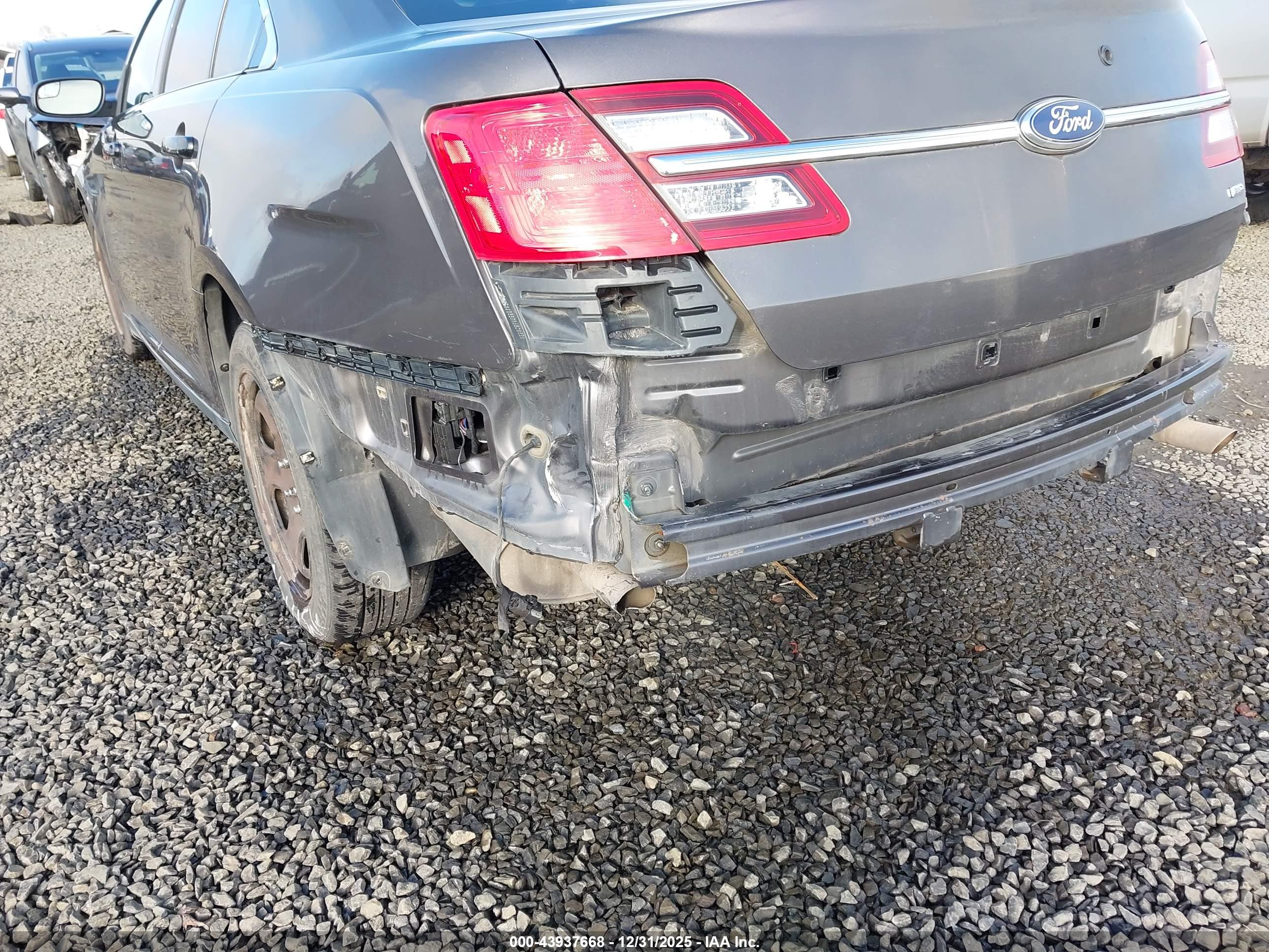 FORD POLICE image 6