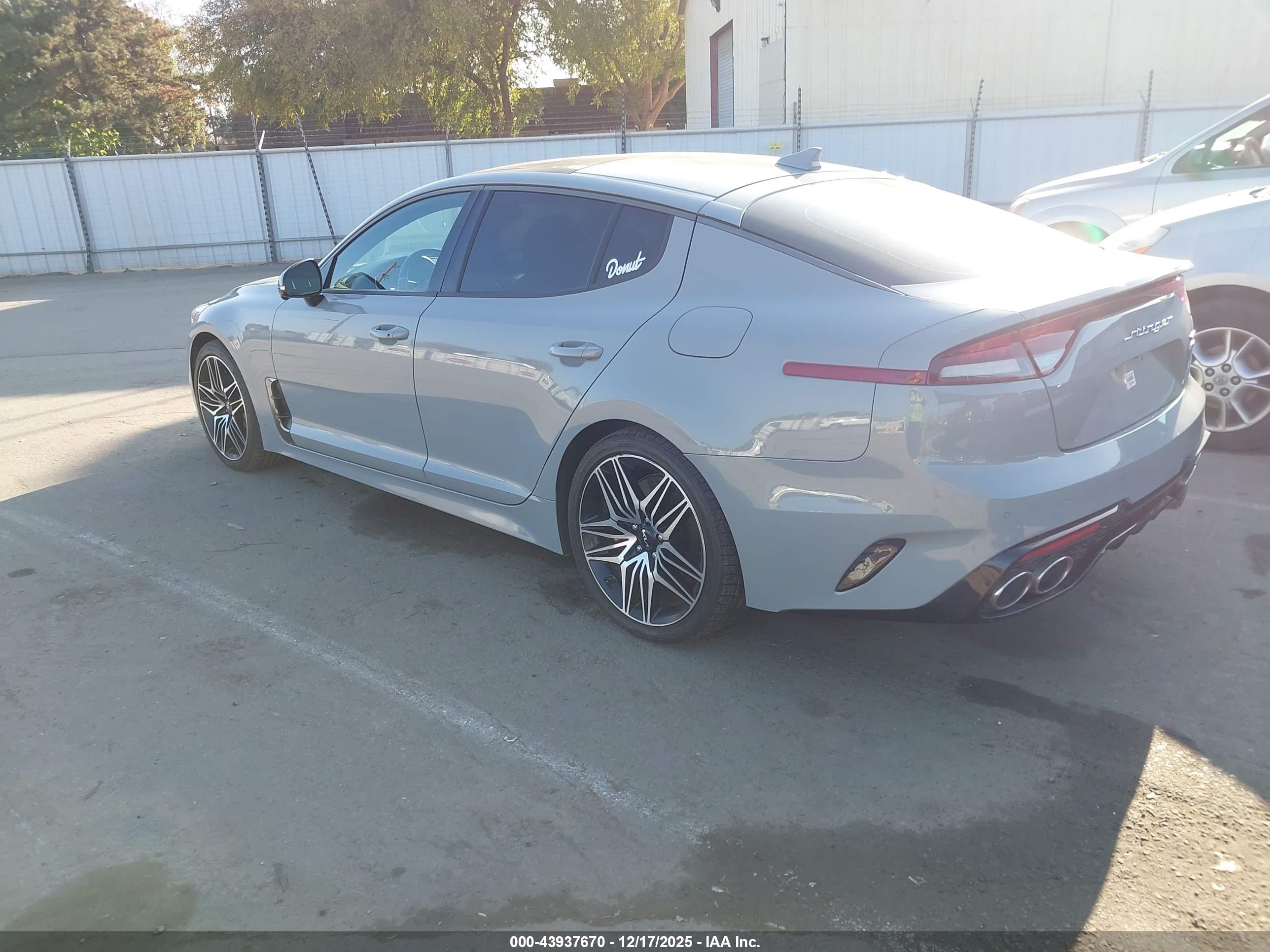 KIA STINGER image 3