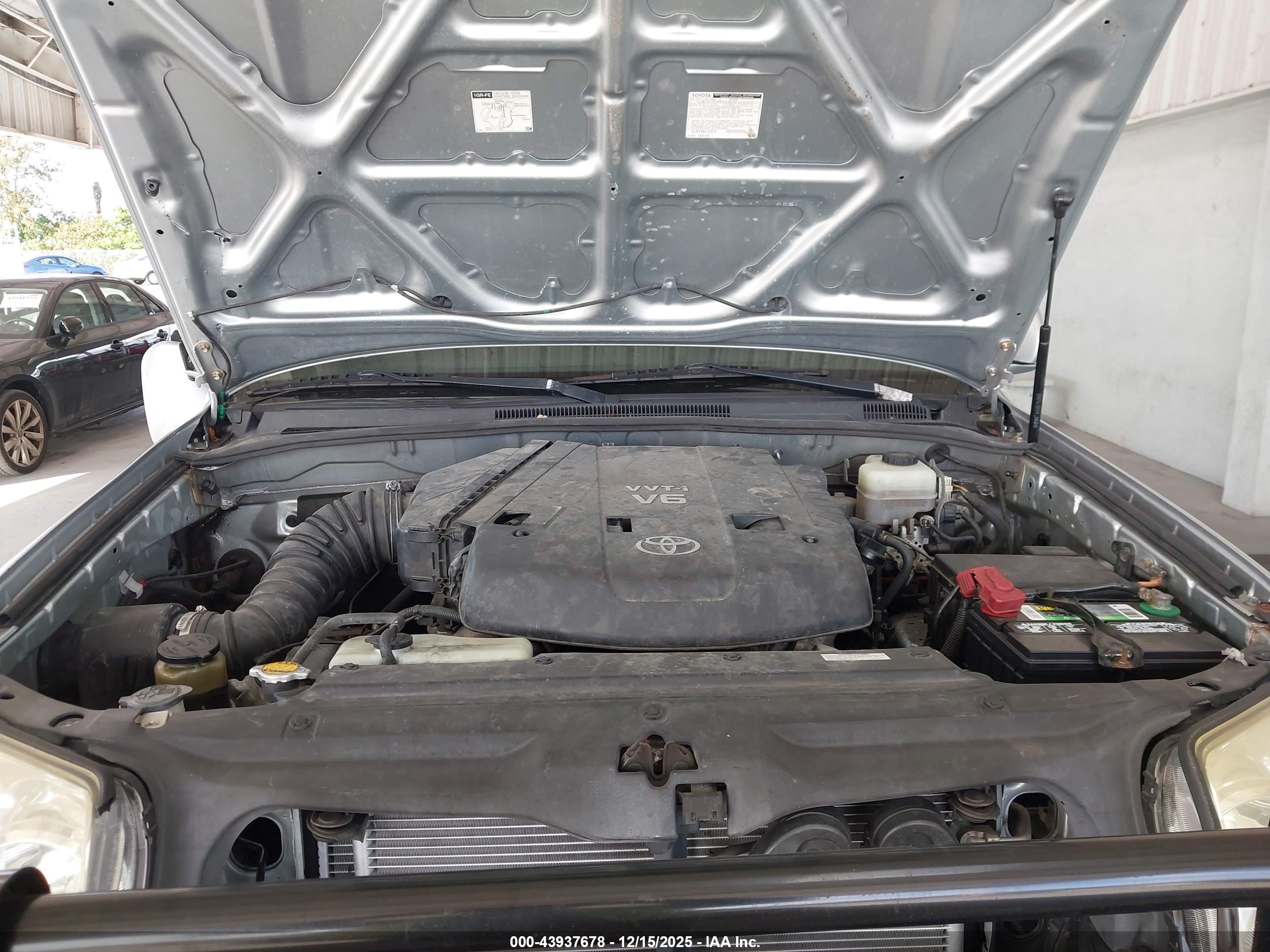 TOYOTA 4RUNNER image 10