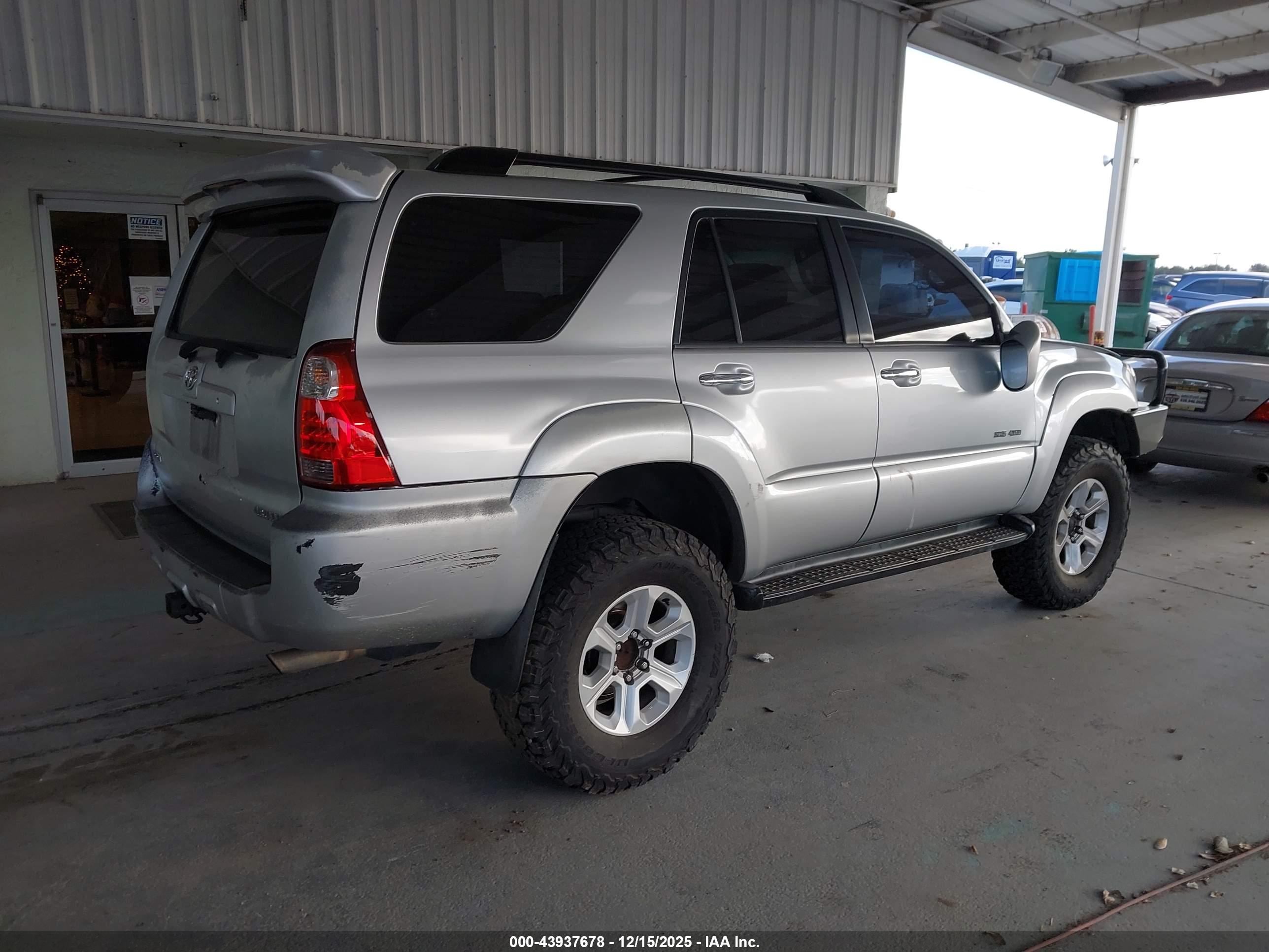 TOYOTA 4RUNNER image 4