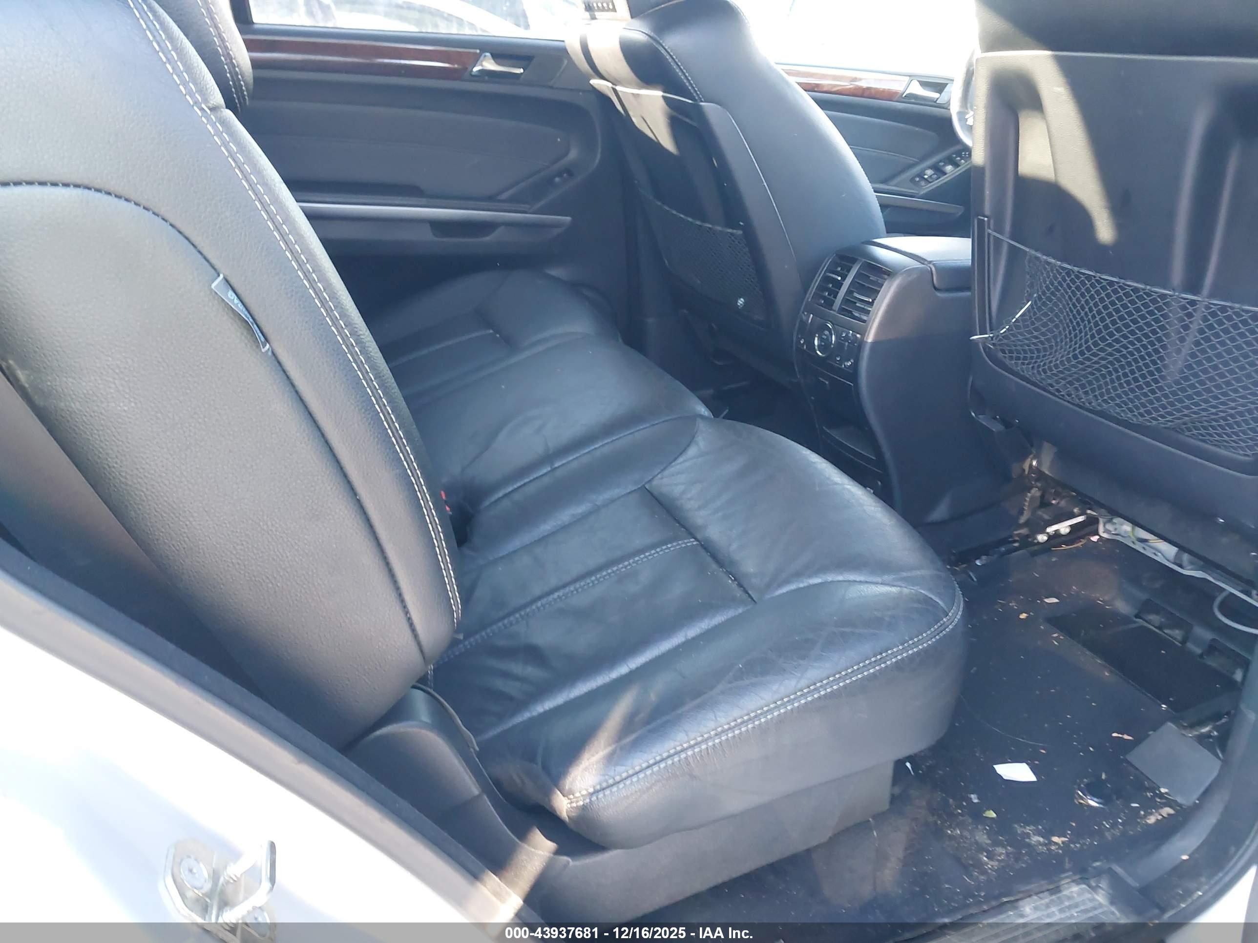 MERCEDES-BENZ GL image 8