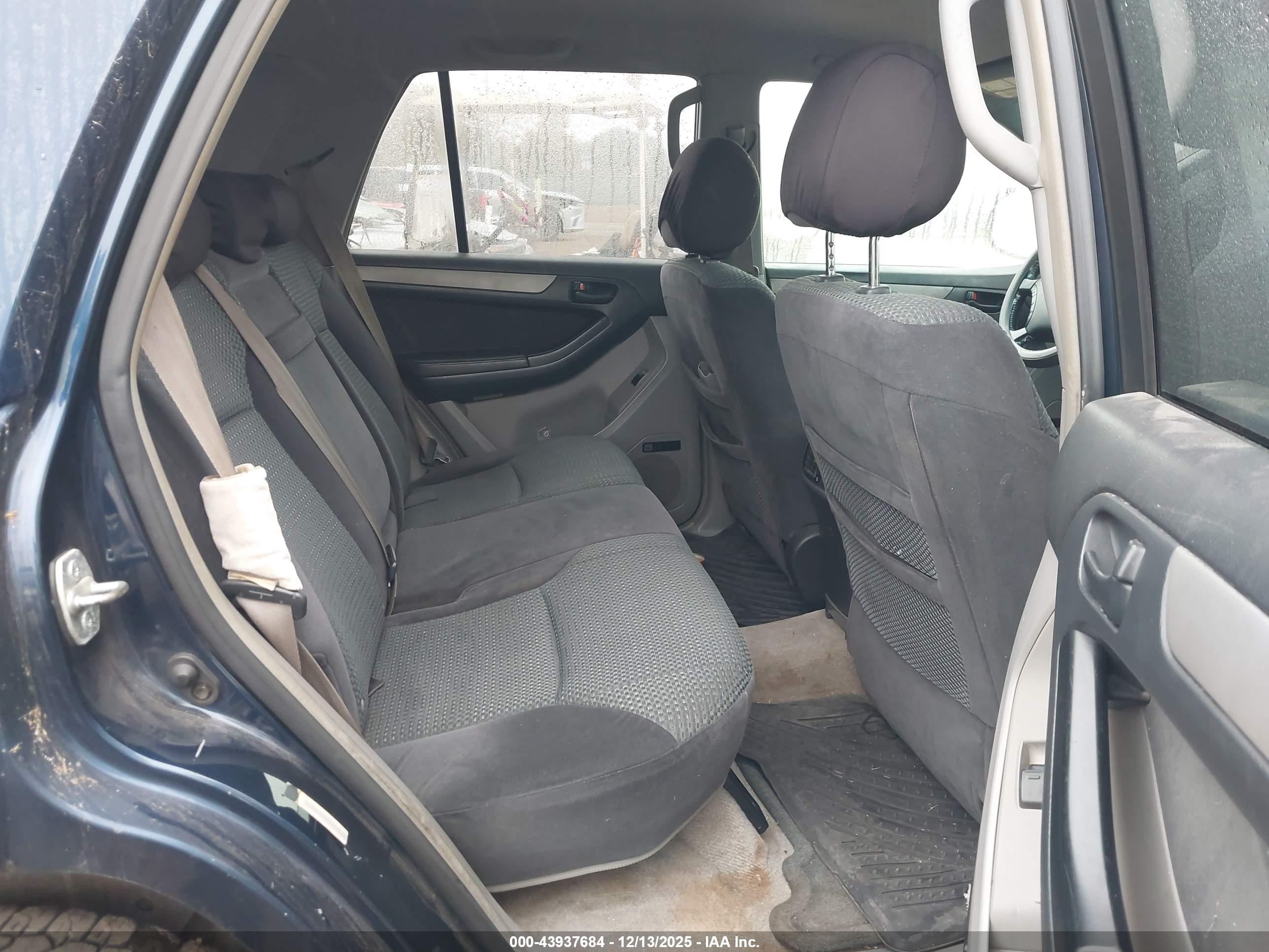 TOYOTA 4RUNNER image 8