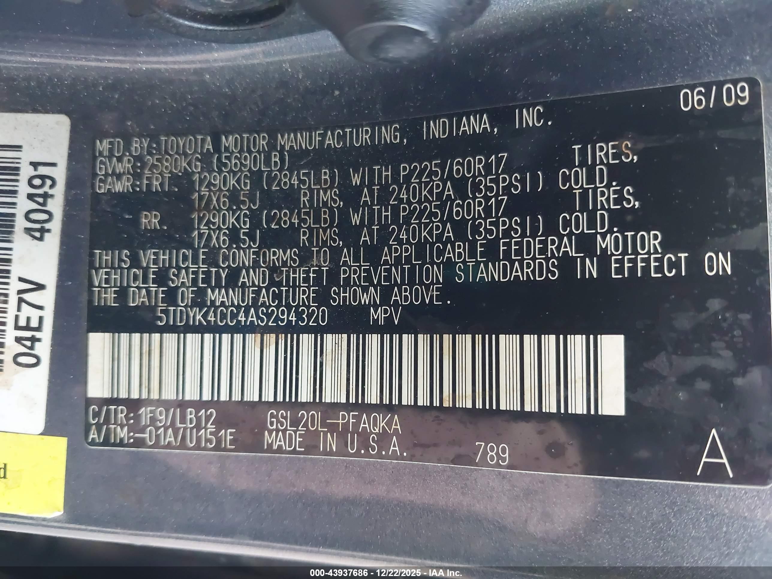 TOYOTA SIENNA image 9