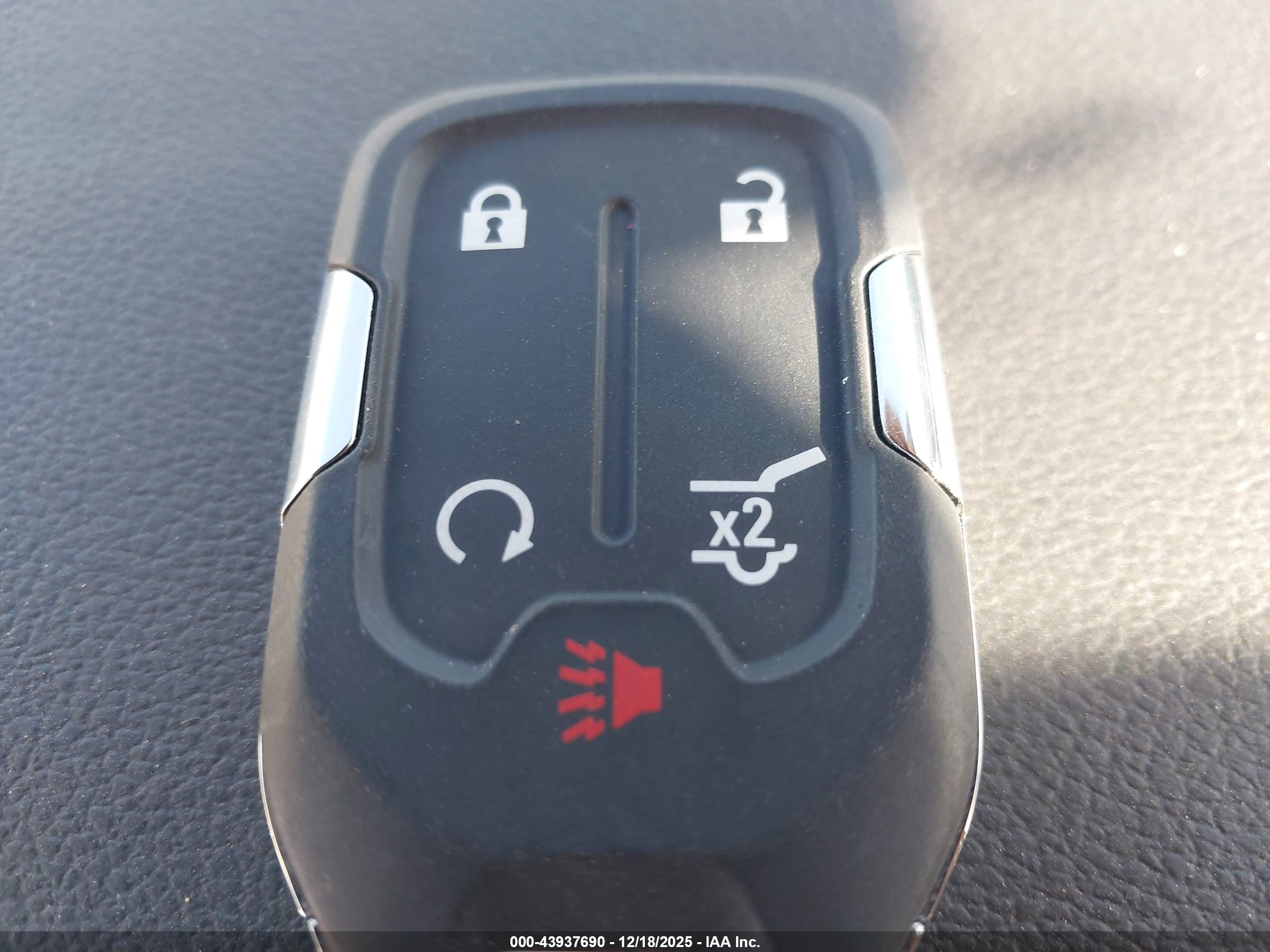 GMC ACADIA image 11