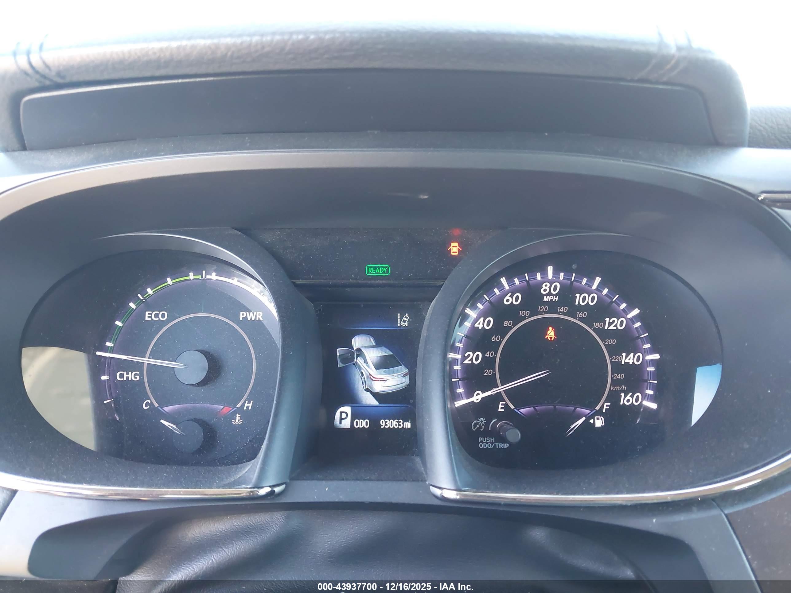 TOYOTA AVALON image 7