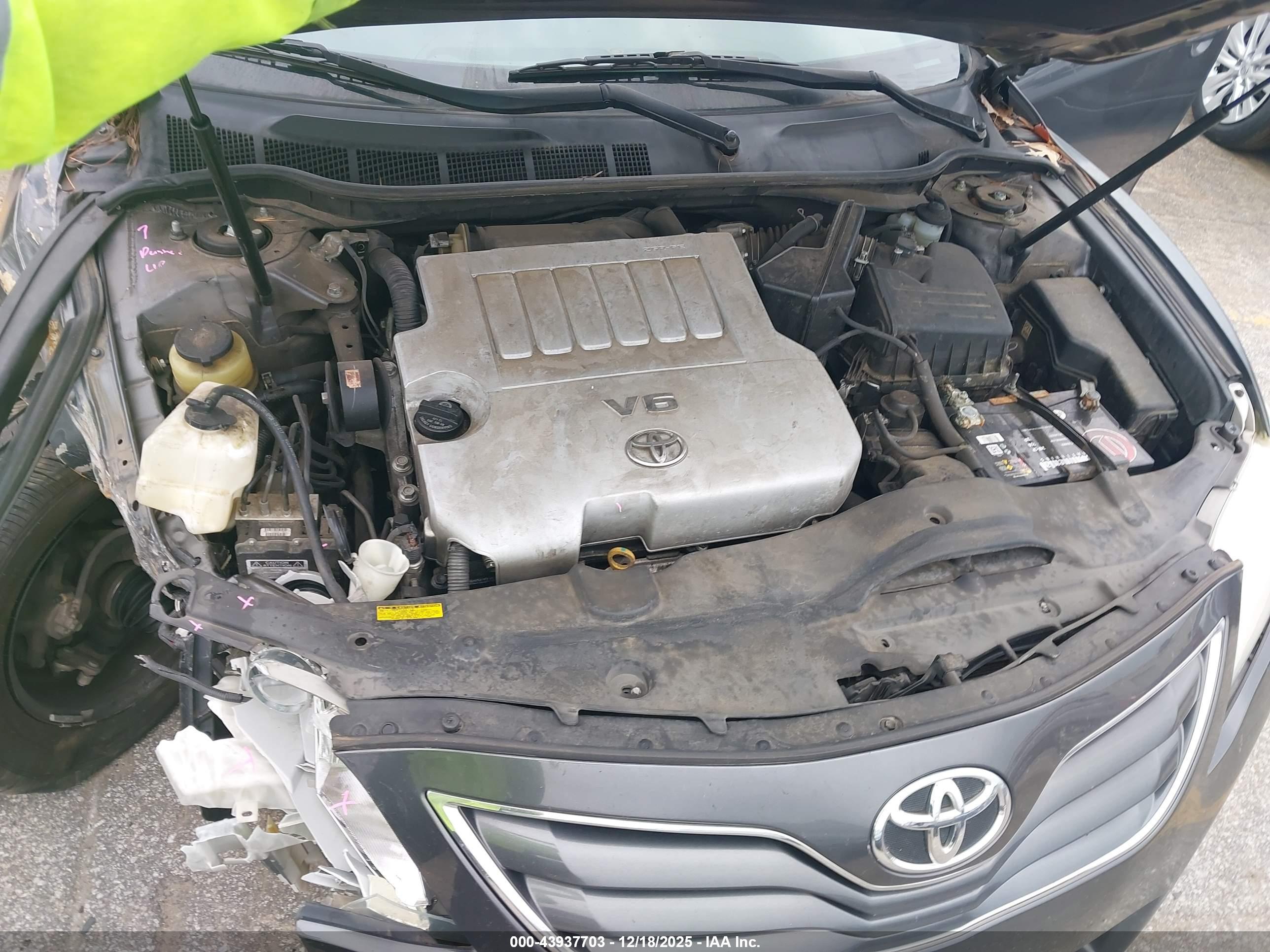 TOYOTA CAMRY image 10