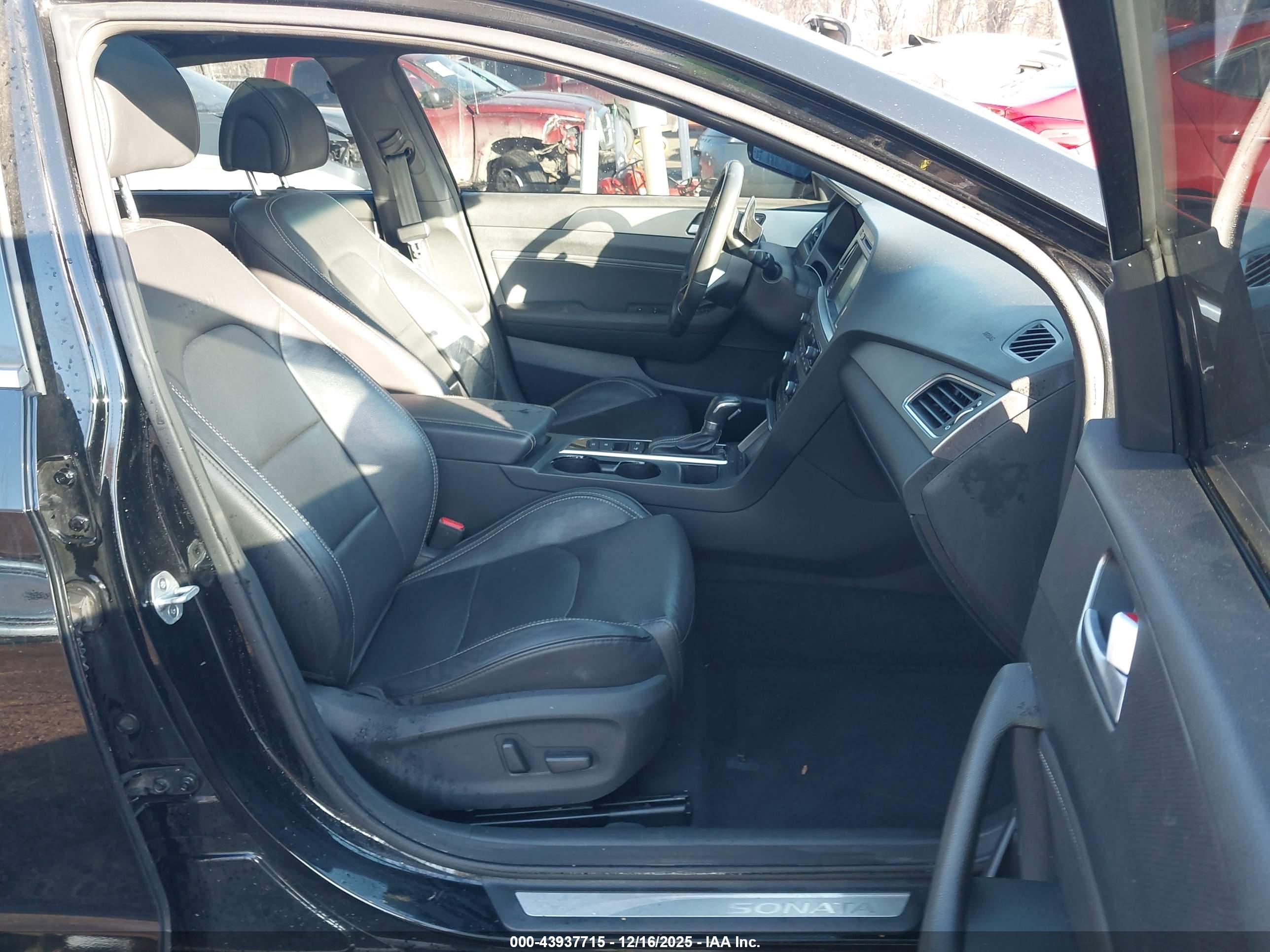 HYUNDAI SONATA image 5