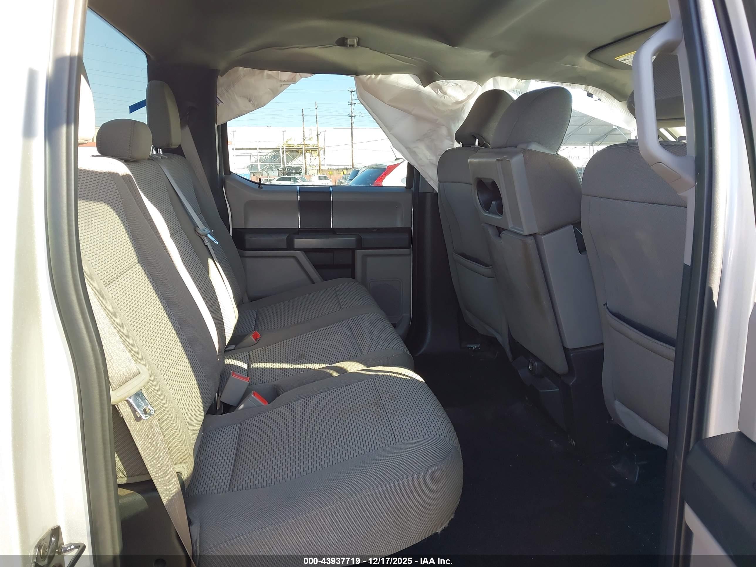 FORD F-150 image 8