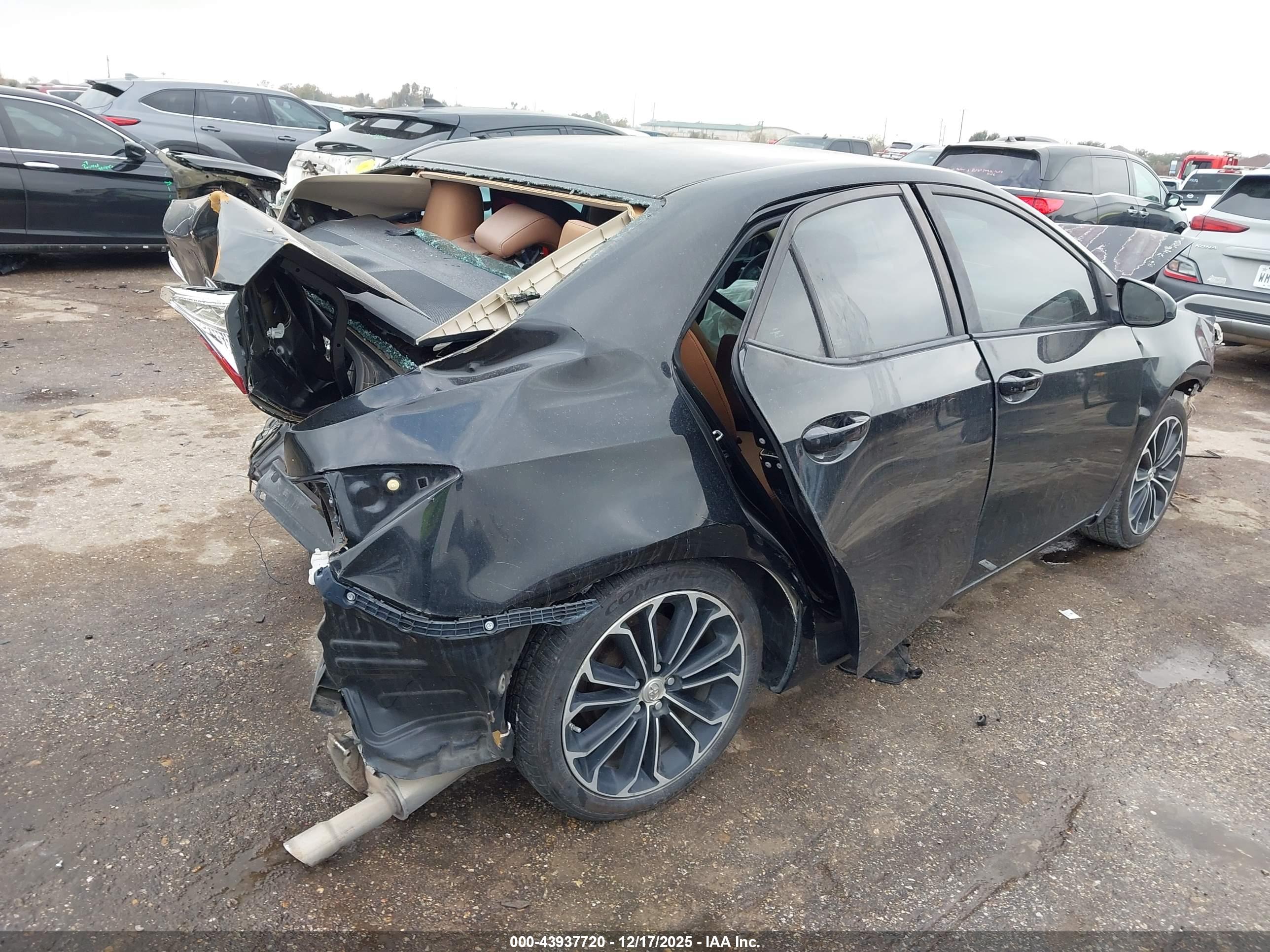 TOYOTA COROLLA image 4