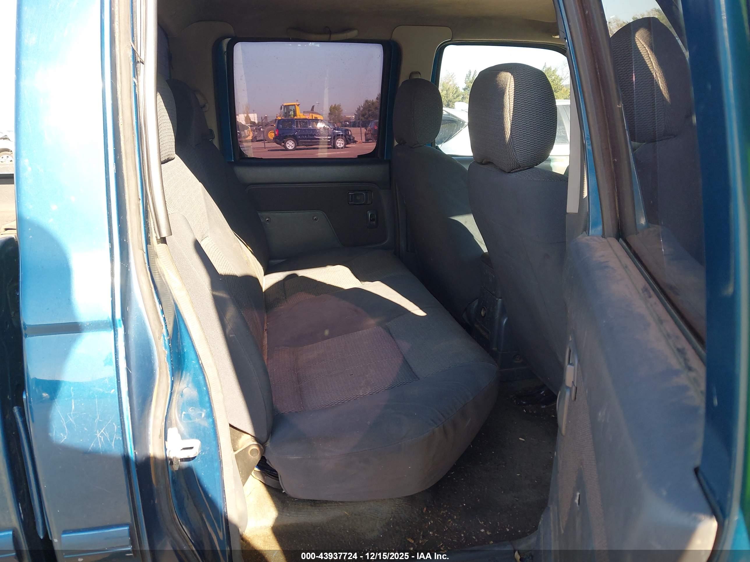 NISSAN FRONTIER image 8