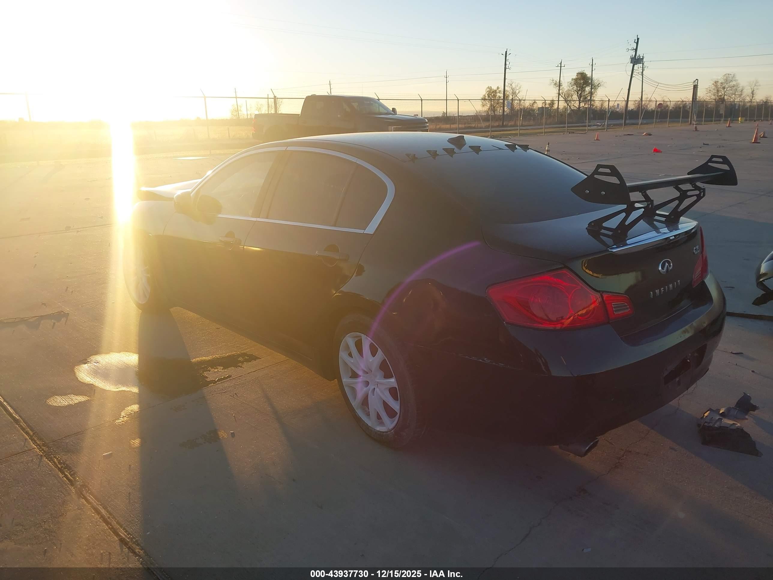 INFINITI G35 image 3