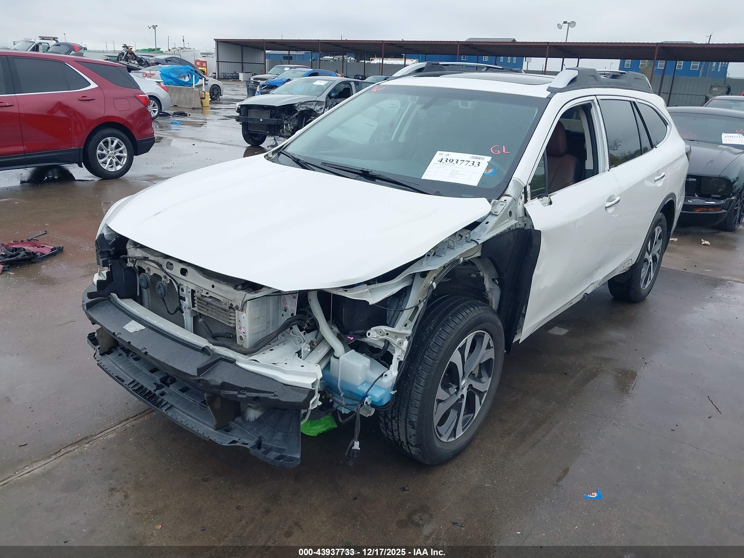 SUBARU OUTBACK image 2