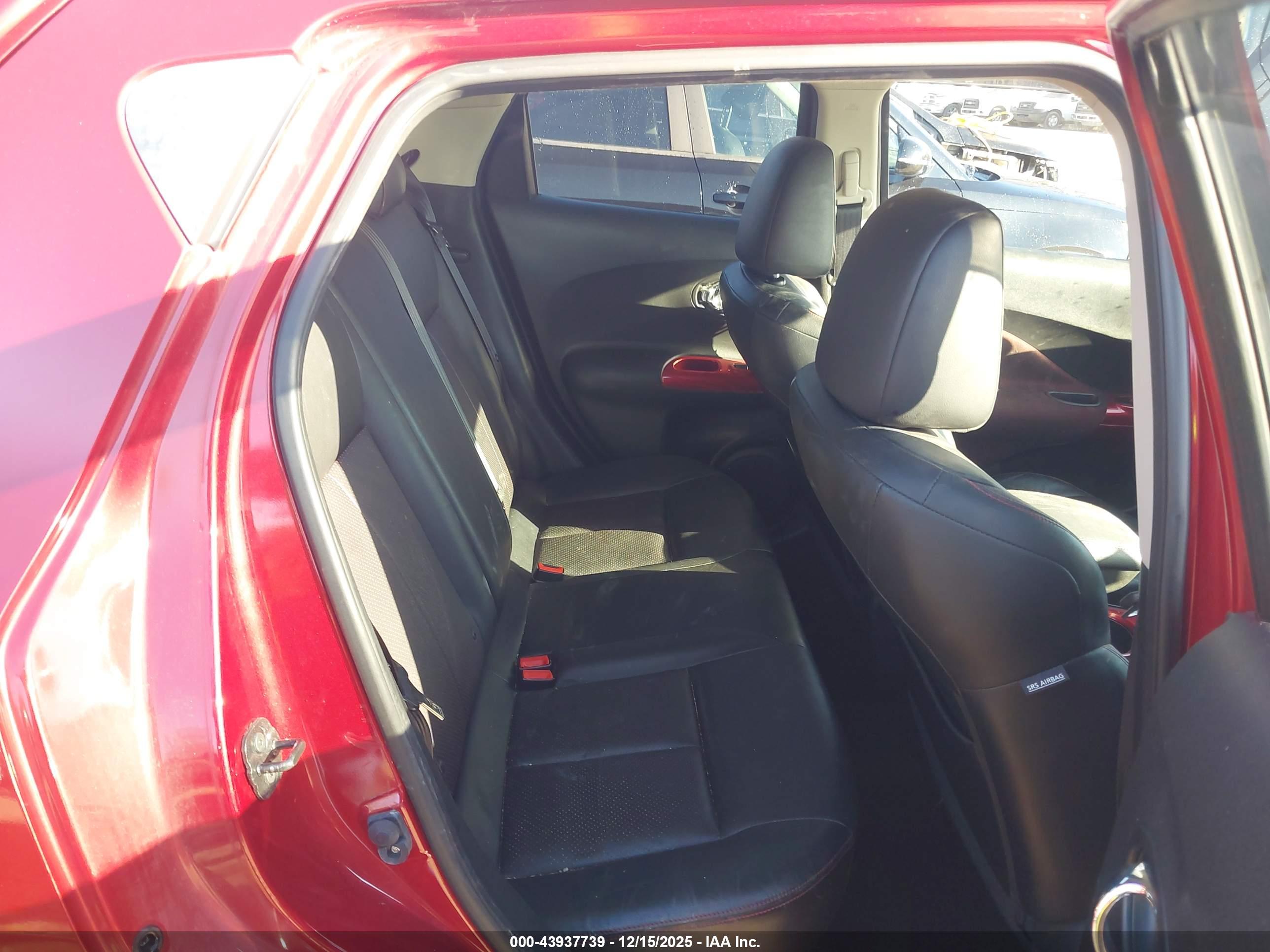 NISSAN JUKE image 8